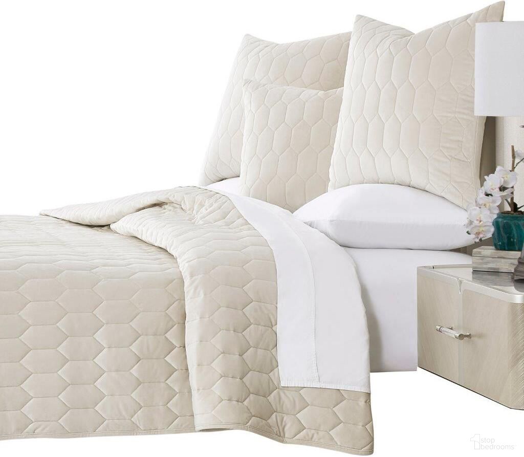 The appearance of Niagara 4 Piece King Quilt Set In Sand designed by Michael Amini in the modern / contemporary interior design. This sand piece of furniture was selected by 1StopBedrooms from Michael Amini Collection to add a touch of cosiness and style into your home. Sku: BCS-KQT4-NIAGRA-SND. Material: Polyester. Bed Size: King.