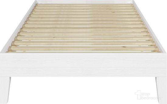 The appearance of Nix Twin Platform Bed In White designed by Steve Silver in the coastal interior design. This white piece of furniture was selected by 1StopBedrooms from Nix Collection to add a touch of cosiness and style into your home. Sku: NIX900TPBW. Bed Type: Platform Bed. Bed Size: Twin. Material: Solid Pine.