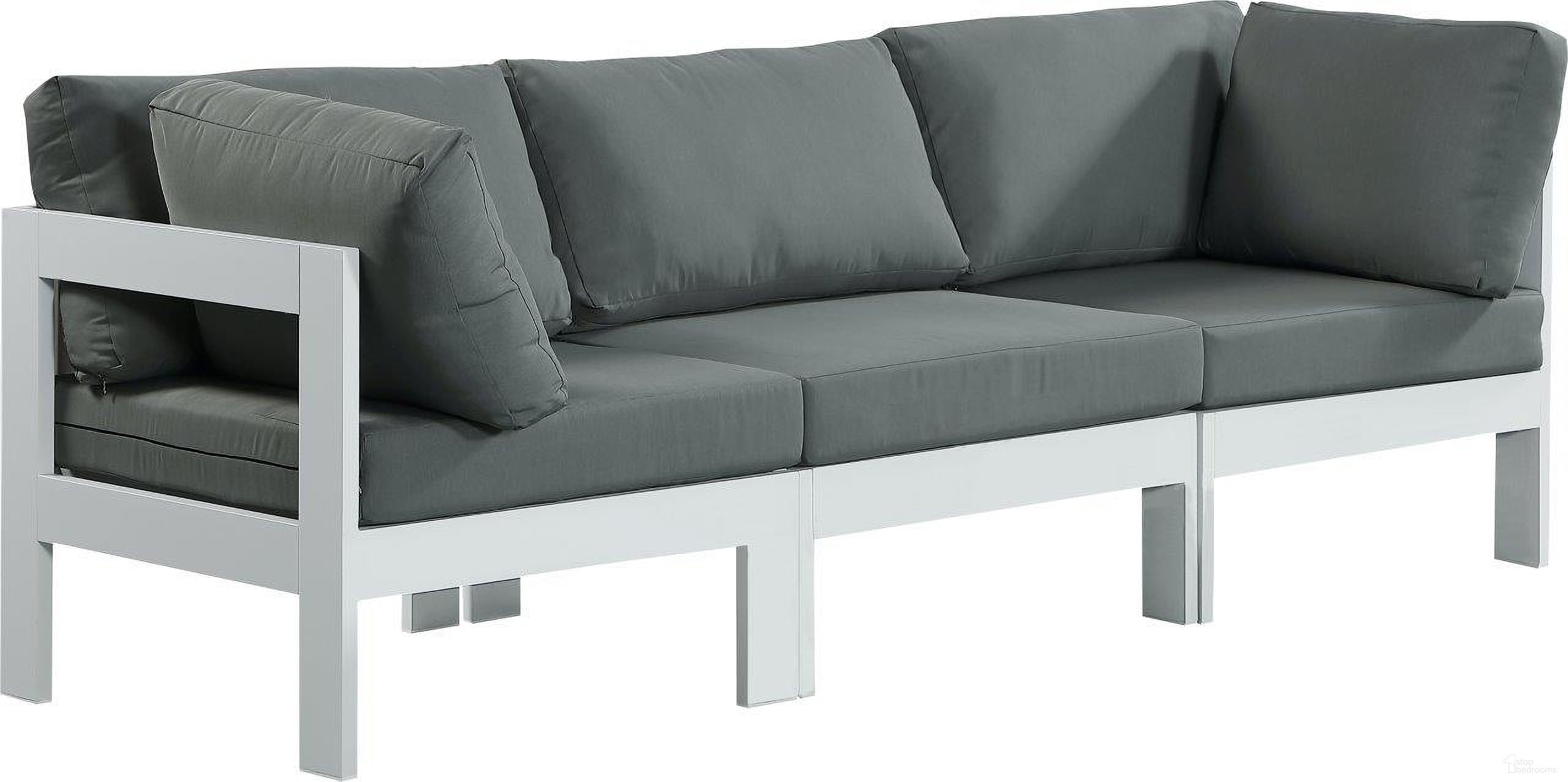 The appearance of Nizuc Water Resistant Fabric Outdoor Patio 3 Piece Modular Sofa In Grey designed by Meridian in the modern / contemporary interior design. This grey piece of furniture was selected by 1StopBedrooms from Nizuc Collection to add a touch of cosiness and style into your home. Sku: 375Grey-Corner;375Grey-Corner;375Grey-Armless. Material: Aluminum.