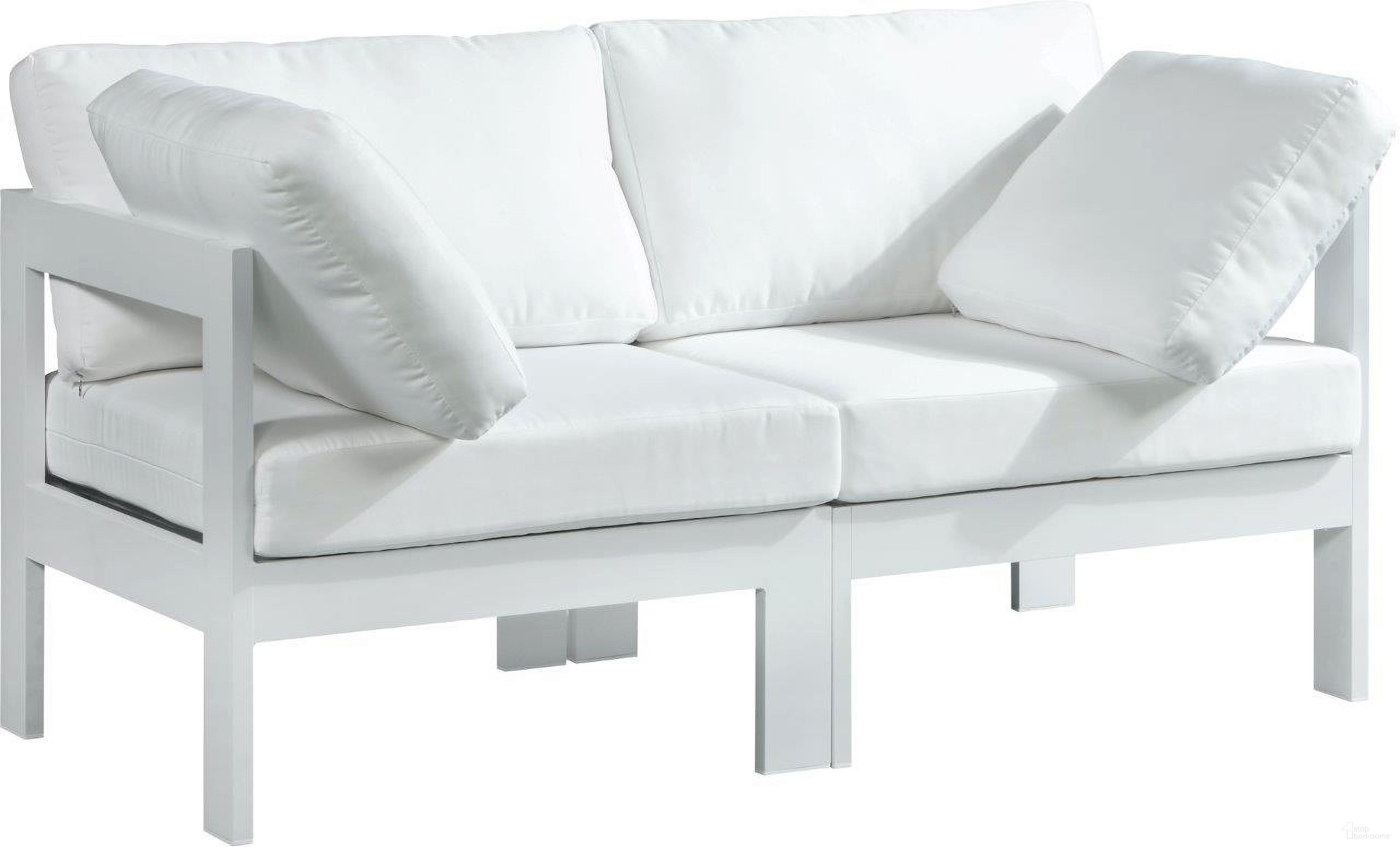 The appearance of Nizuc Water Resistant Fabric Outdoor Patio 2 Piece Modular Sofa In White designed by Meridian in the modern / contemporary interior design. This white piece of furniture was selected by 1StopBedrooms from Nizuc Collection to add a touch of cosiness and style into your home. Sku: 375White-Corner;375White-Corner. Material: Aluminum.