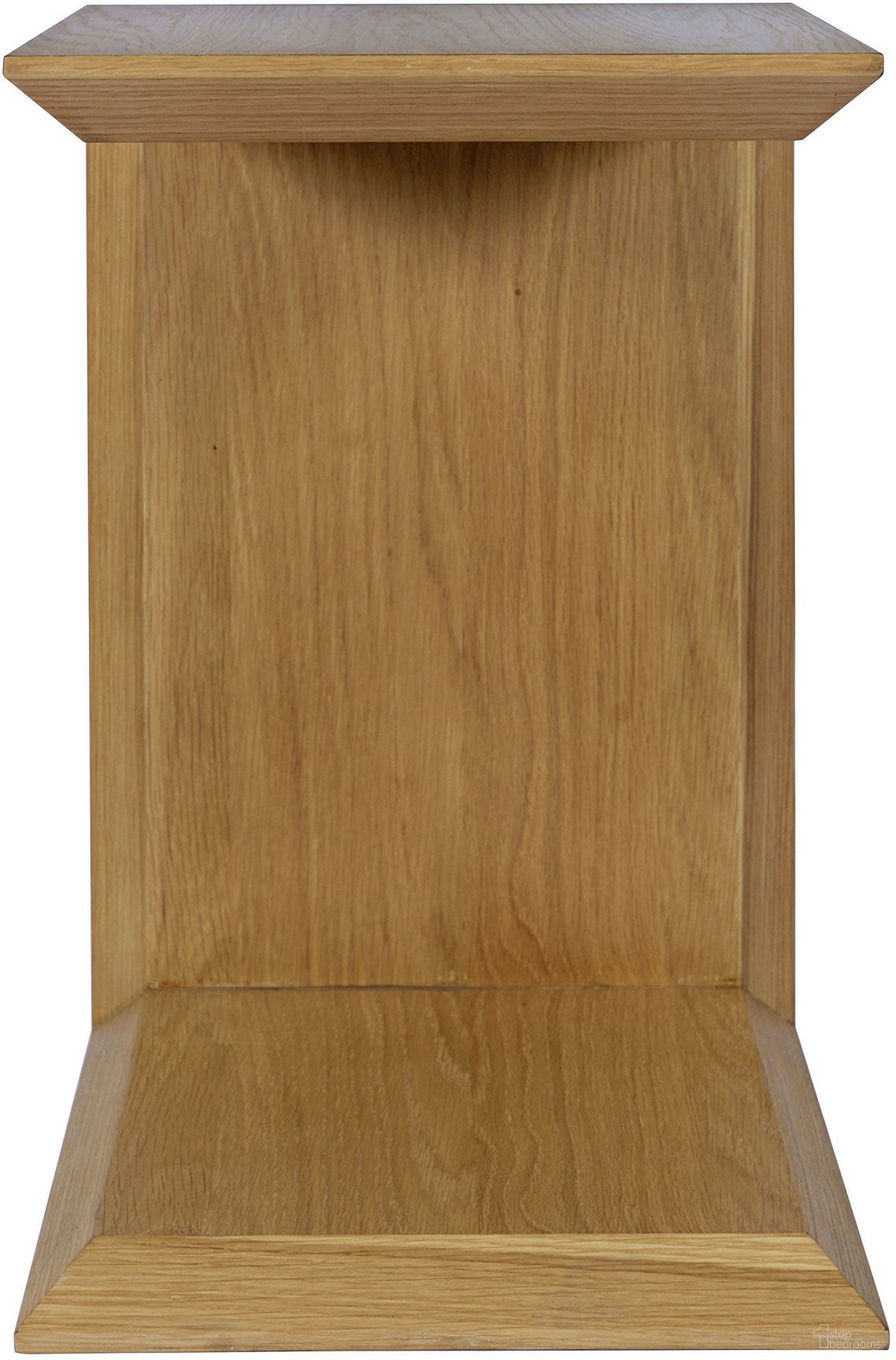 The appearance of Nobu Beveled Angle Accent End C-Table In Oak Brown designed by Jofran in the modern / contemporary interior design. This oak brown piece of furniture  was selected by 1StopBedrooms from Nobu Collection to add a touch of cosiness and style into your home. Sku: 2330-SOHOOAK. Material: MDF.