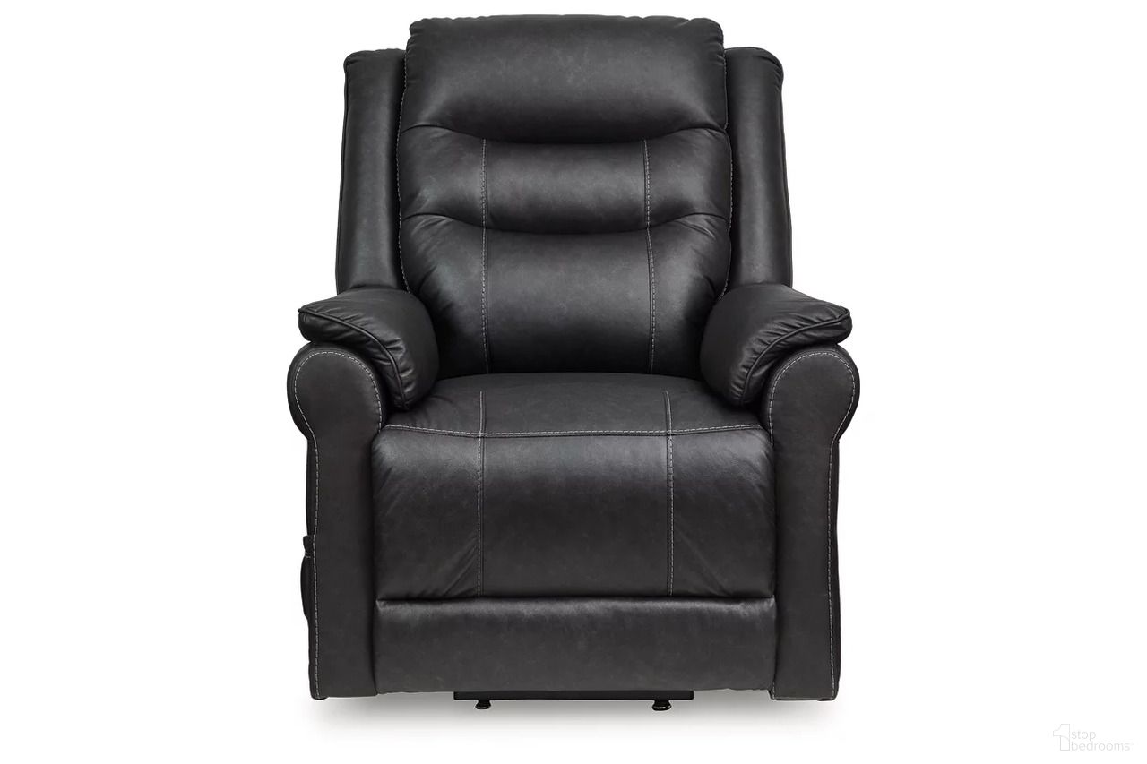 The appearance of Oatman Power Lift Recliner In Carbon designed by Signature Design by Ashley in the modern / contemporary interior design. This carbon piece of furniture  was selected by 1StopBedrooms from Oatman Collection to add a touch of cosiness and style into your home. Sku: 1800512. Material: Fabric.