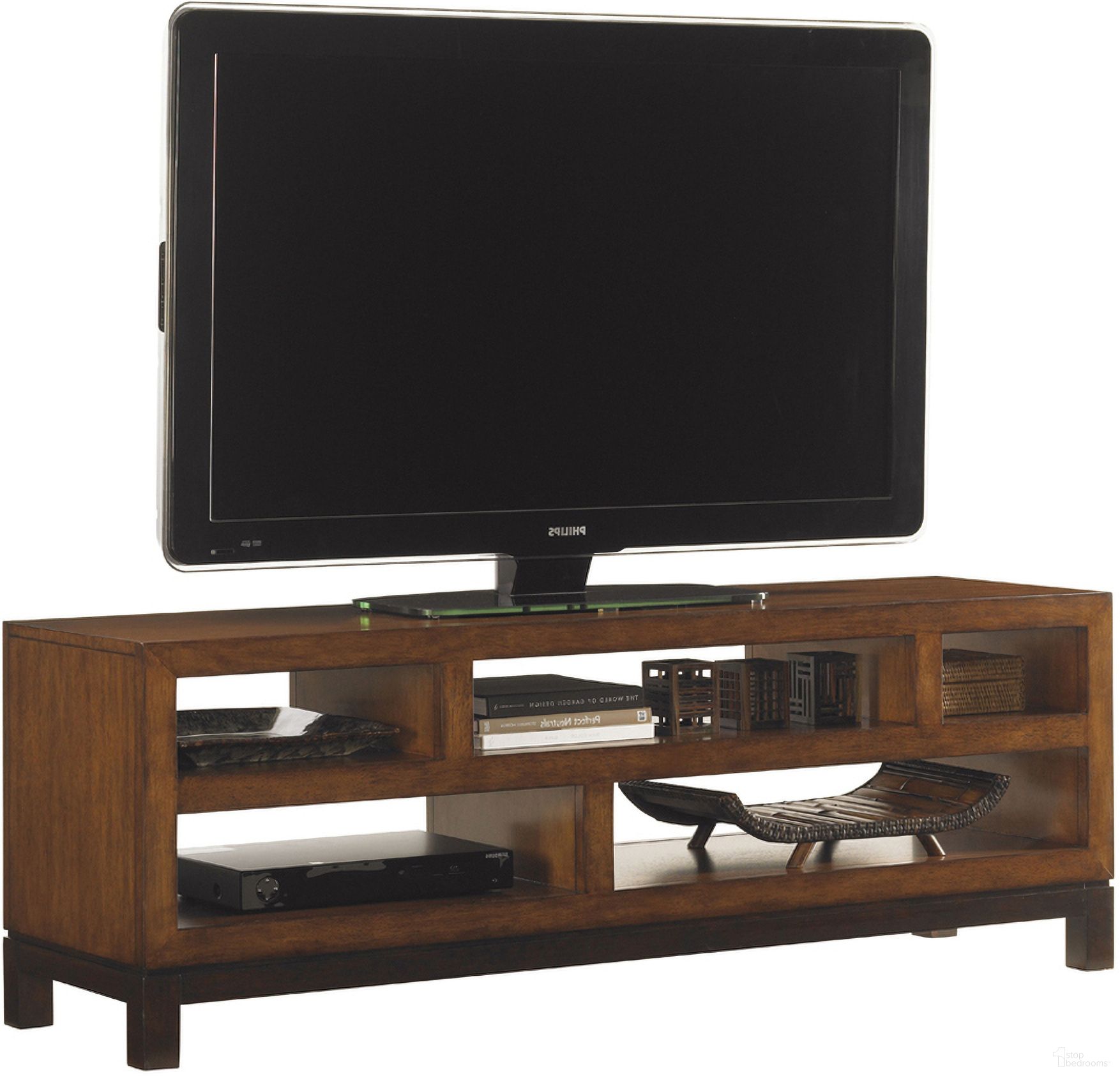The appearance of Ocean Club Pacifica Media Console In Bali designed by Tommy Bahama in the transitional interior design. This bali piece of furniture was selected by 1StopBedrooms from Ocean Club Collection to add a touch of cosiness and style into your home. Sku: 536-909. Material: Rattan.