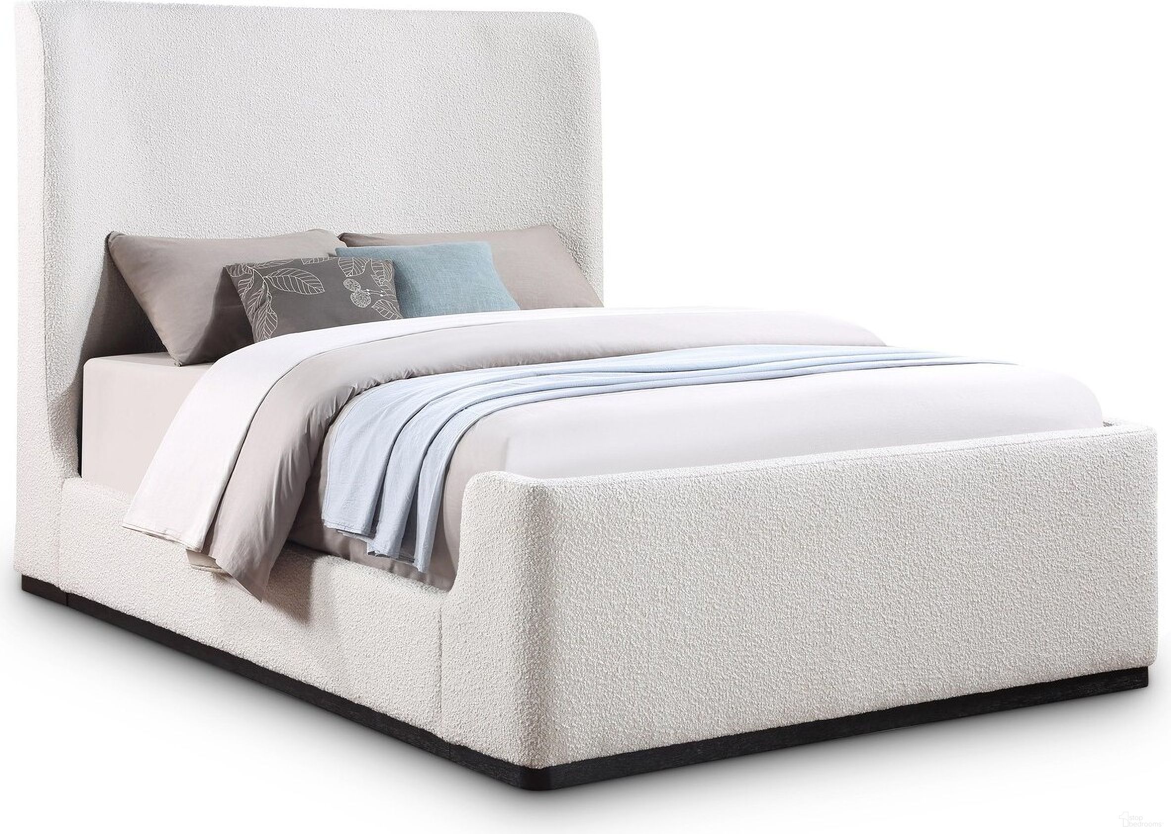 Oliver Boucle Fabric Full Bed In Cream