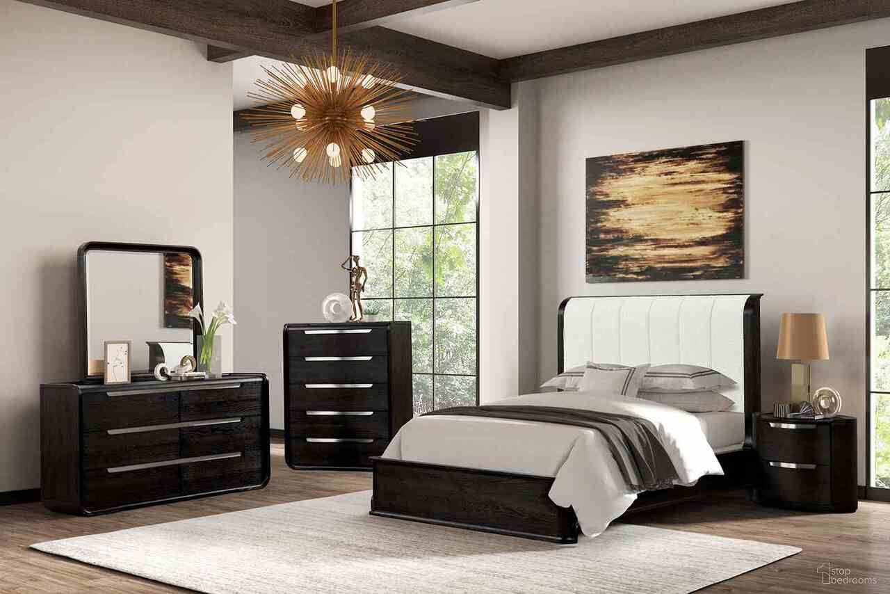 The appearance of Osterley Eastern king Bed In Black designed by Furniture of America in the modern / contemporary interior design. This black piece of furniture  was selected by 1StopBedrooms from Osterley Collection to add a touch of cosiness and style into your home. Sku: FM71500BK-K-FB;FM71500BK-K-HB;FM71500BK-R. Material: Fabric. Bed Size: King.