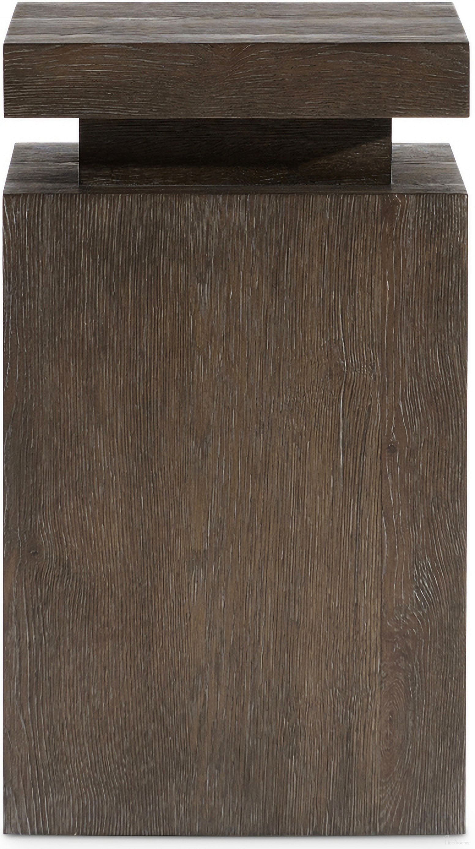 The appearance of Outline Accent Table In Brown designed by Bernhardt in the modern / contemporary interior design. This brown piece of furniture was selected by 1StopBedrooms from Outline Collection to add a touch of cosiness and style into your home. Sku: 360110. Material: Wood.