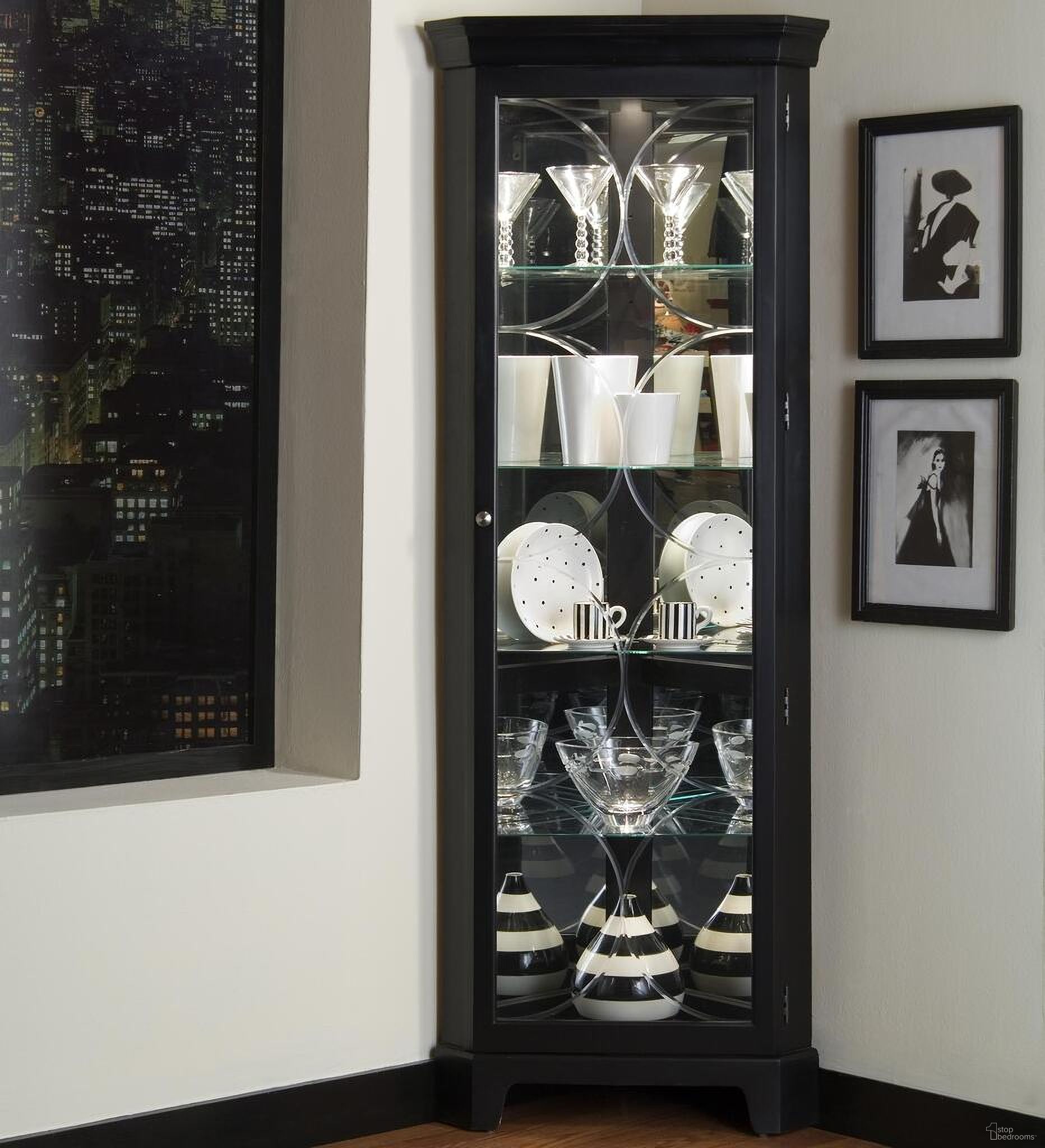 Oxford Corner Curio