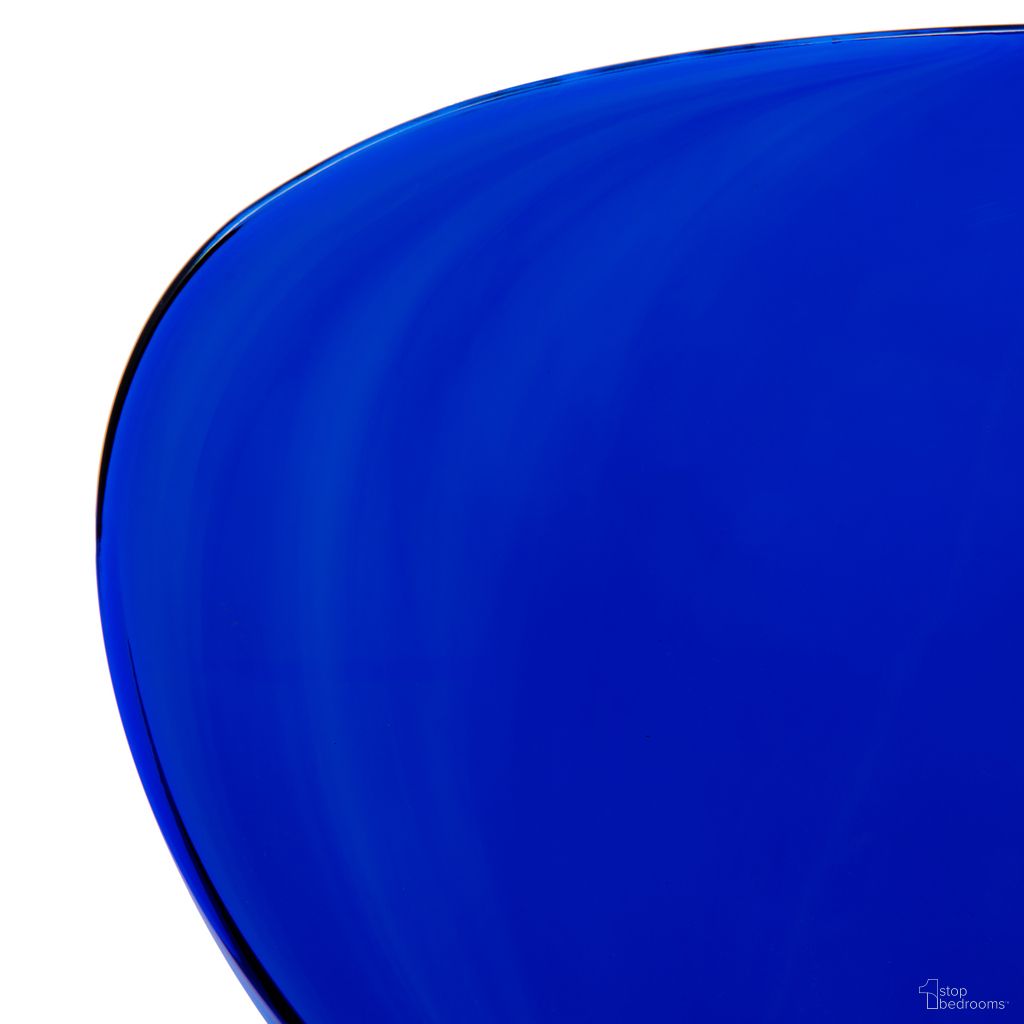 The appearance of Oyster Modern Transparent Side Chair Set of 2 In White Base and Transparent Blue designed by LeisureMod in the modern / contemporary interior design. This transparent blue piece of furniture  was selected by 1StopBedrooms from Oyster Collection to add a touch of cosiness and style into your home. Sku: OCW-17TBU2. Material: Plastic. Chair Type: Side Chair.