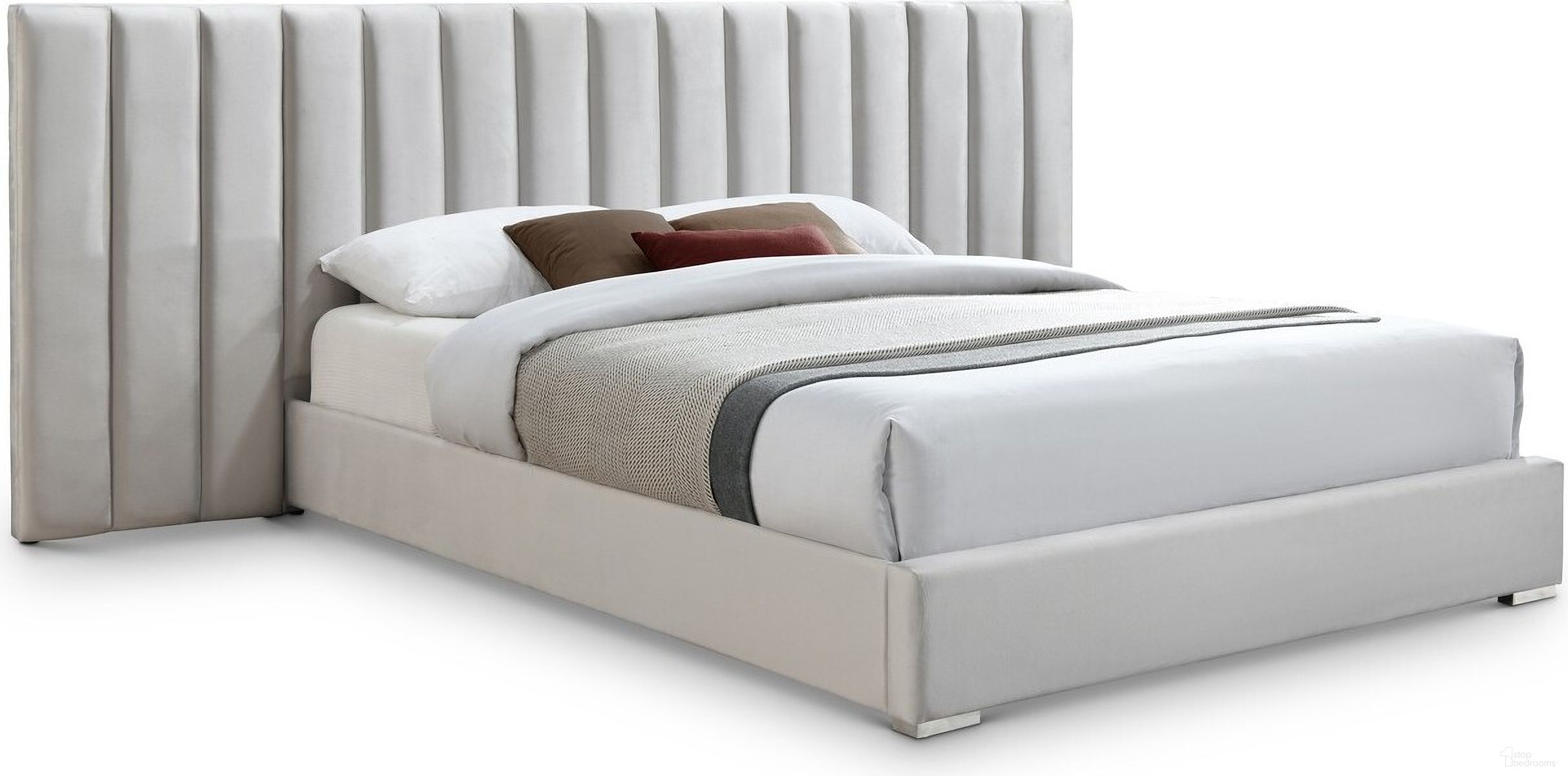 The appearance of Pablo Velvet King Bed In Cream designed by Meridian in the modern / contemporary interior design. This cream velvet piece of furniture was selected by 1StopBedrooms from Pablo Collection to add a touch of cosiness and style into your home. Sku: PabloCream-K Box 1/2 (Headboard / Side Panel);PabloCream-K Box 2/2 (Footboard / Side Rail / Slats / Hardware). Bed Type: Panel Bed. Bed Size: King. Material: Velvet.