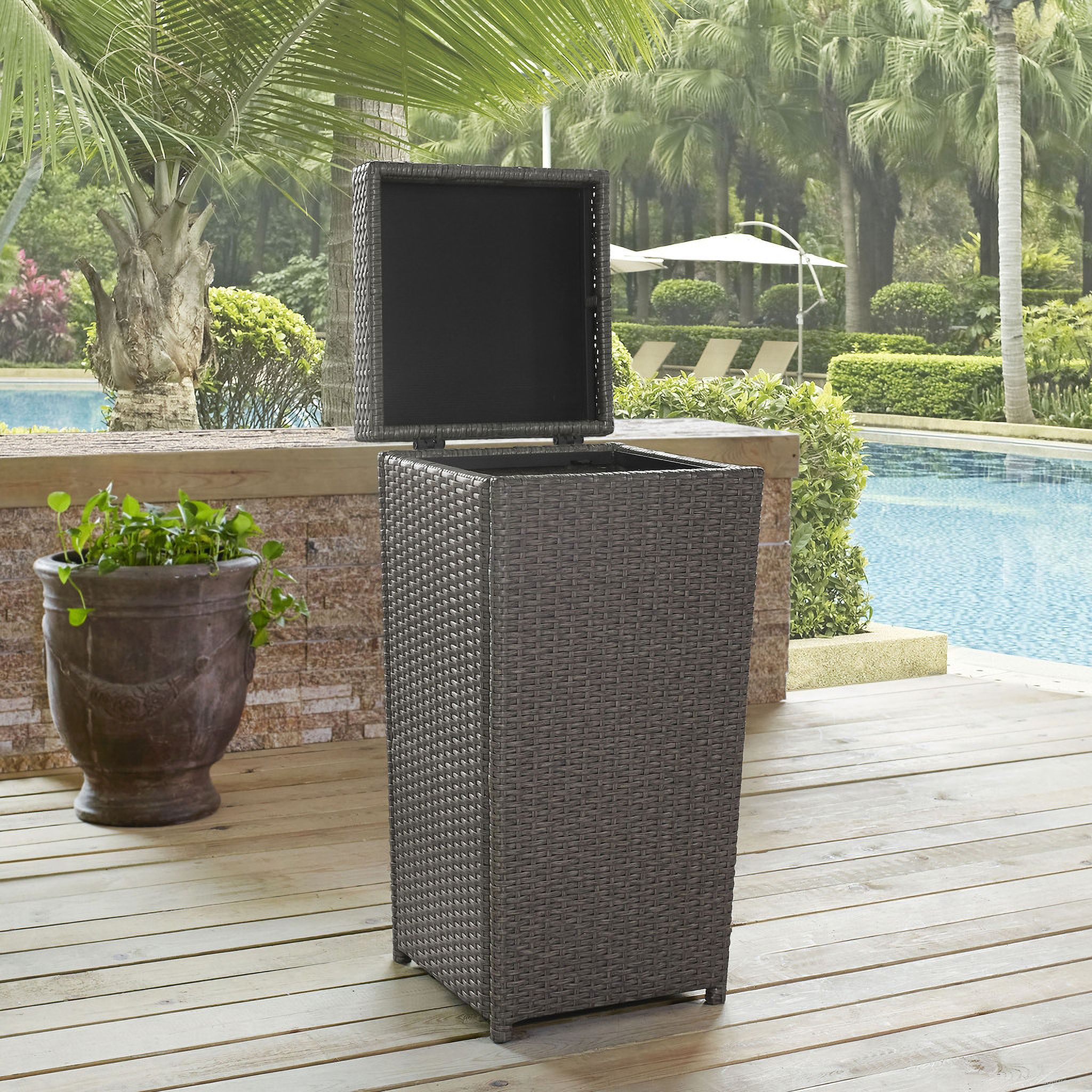 The appearance of Palm Harbor Wicker Outdoor Trash Can In Weathered Gray designed by Crosley Brands in the modern / contemporary interior design. This weathered gray piece of furniture was selected by 1StopBedrooms from Palm Harbor Collection to add a touch of cosiness and style into your home. Sku: CO7301-WG. Material: Steel.