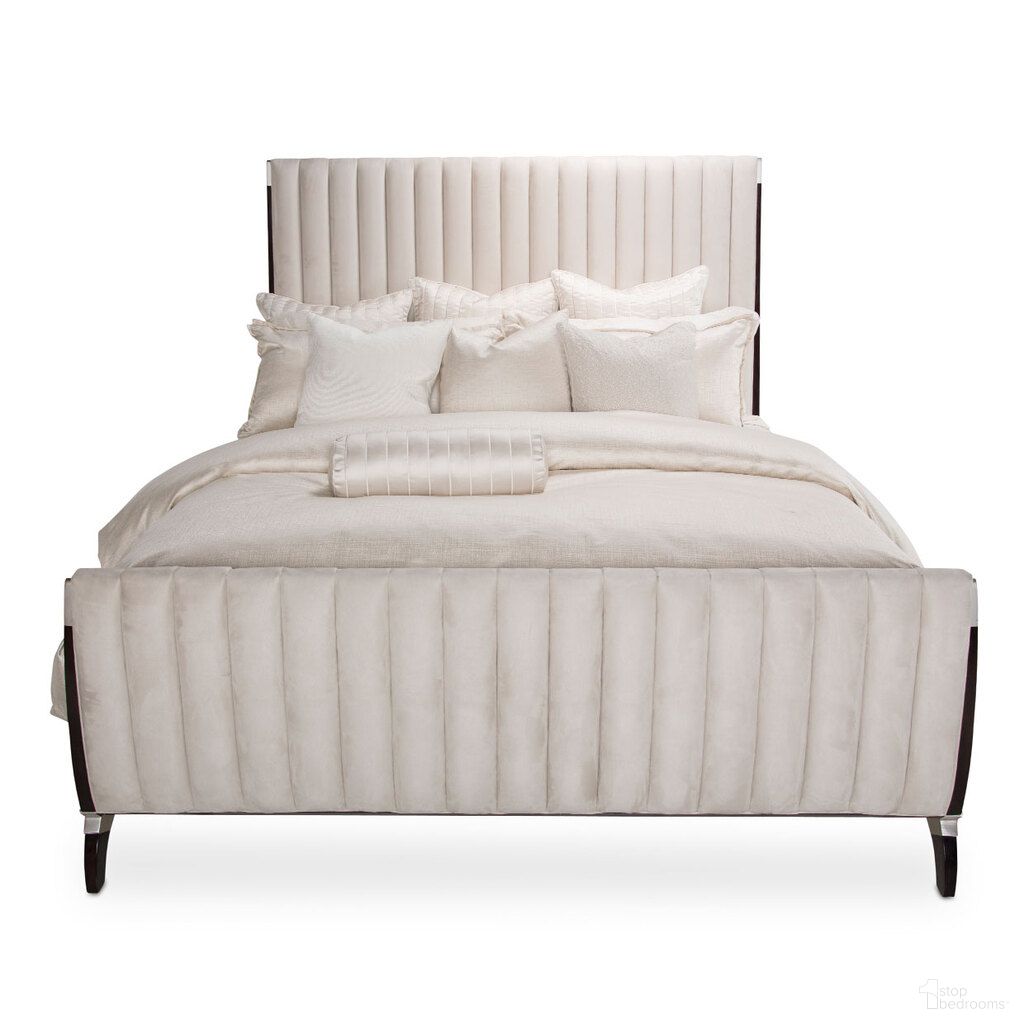 The appearance of Paris Chic California King Sleigh Bed In Espresso designed by Michael Amini in the transitional interior design. This espresso piece of furniture was selected by 1StopBedrooms from Paris Chic Collection to add a touch of cosiness and style into your home. Sku: NF9003016-409;NF9003026-409;NF9003036-409;9000238-00. Bed Type: Sleigh Bed. Bed Size: California King. Material: Solid Wood.