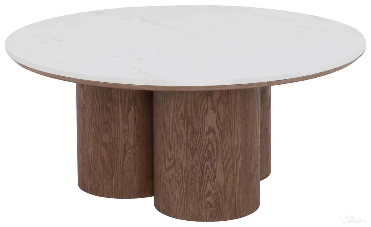 The appearance of Parker Cocktail Table In Oak and White designed by Fairfield Chair in the modern / contemporary interior design. This oak and white piece of furniture was selected by 1StopBedrooms from Parker Collection to add a touch of cosiness and style into your home. Sku: 8182-CK. Material: Oak Veneer.
