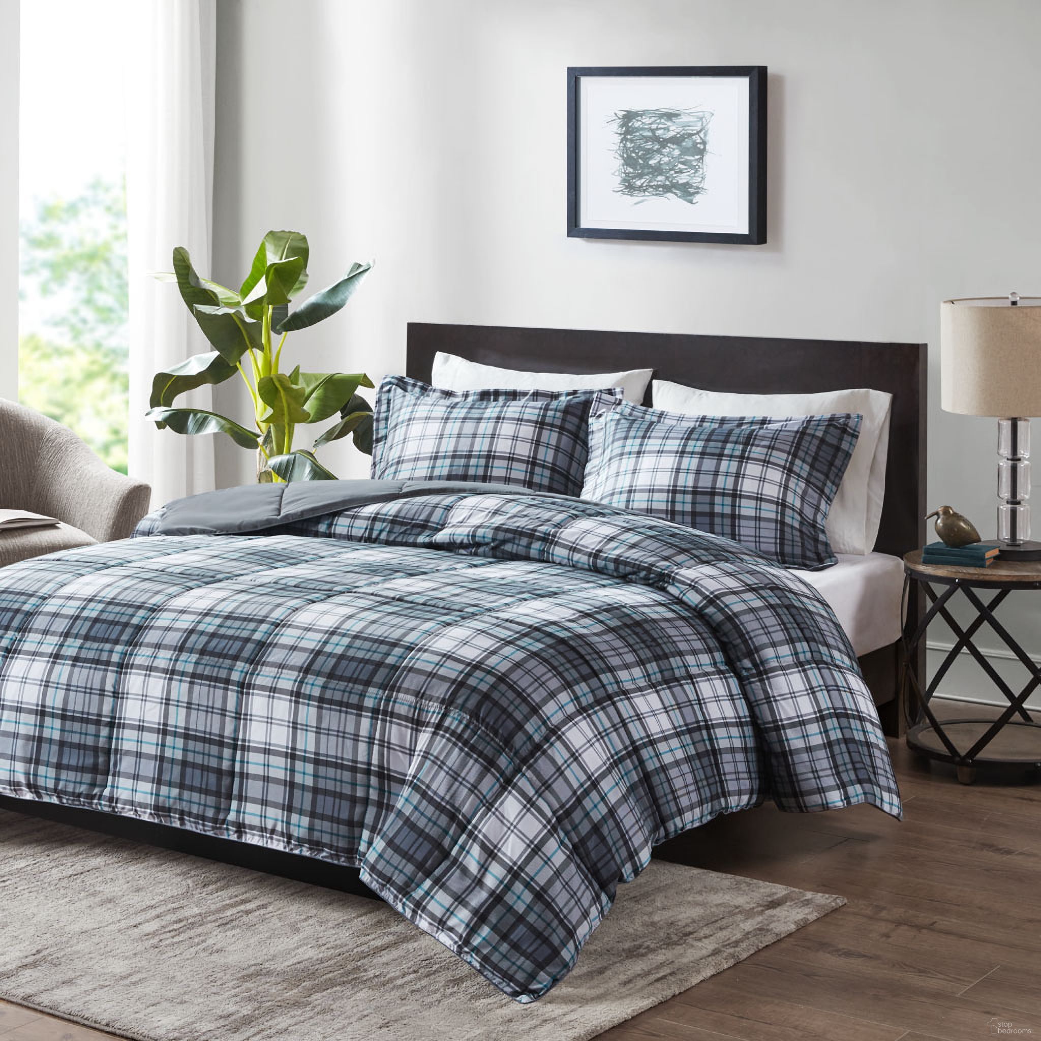 The appearance of Parkston Polyester Microfiber Printed 3 Piece Queen Comforter Mini Set With 3M Moisture In Grey designed by Olliix in the transitional interior design. This grey piece of furniture was selected by 1StopBedrooms from Parkston Collection to add a touch of cosiness and style into your home. Sku: MPE10-599. Material: Microfiber. Bed Size: Queen.