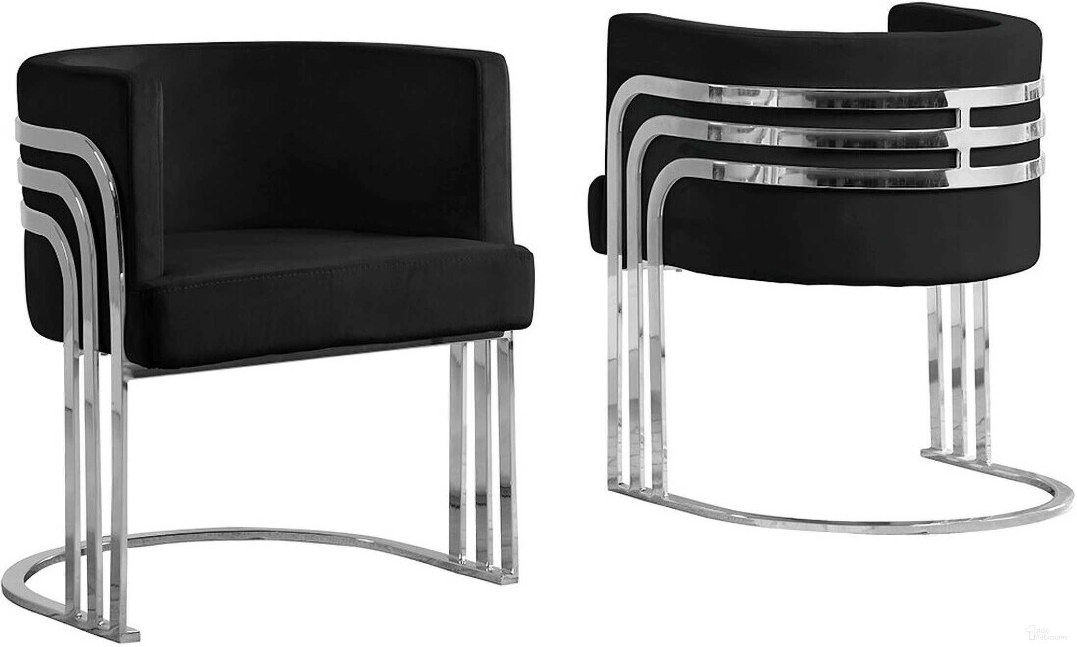 The appearance of Paty Accent Barrel Leisure Chair In Black Velvet and Silver Chrome Legs designed by Best Quality Furniture in the modern / contemporary interior design. This silver and black piece of furniture  was selected by 1StopBedrooms from Paty Collection to add a touch of cosiness and style into your home. Sku: AC226. Material: Velvet.