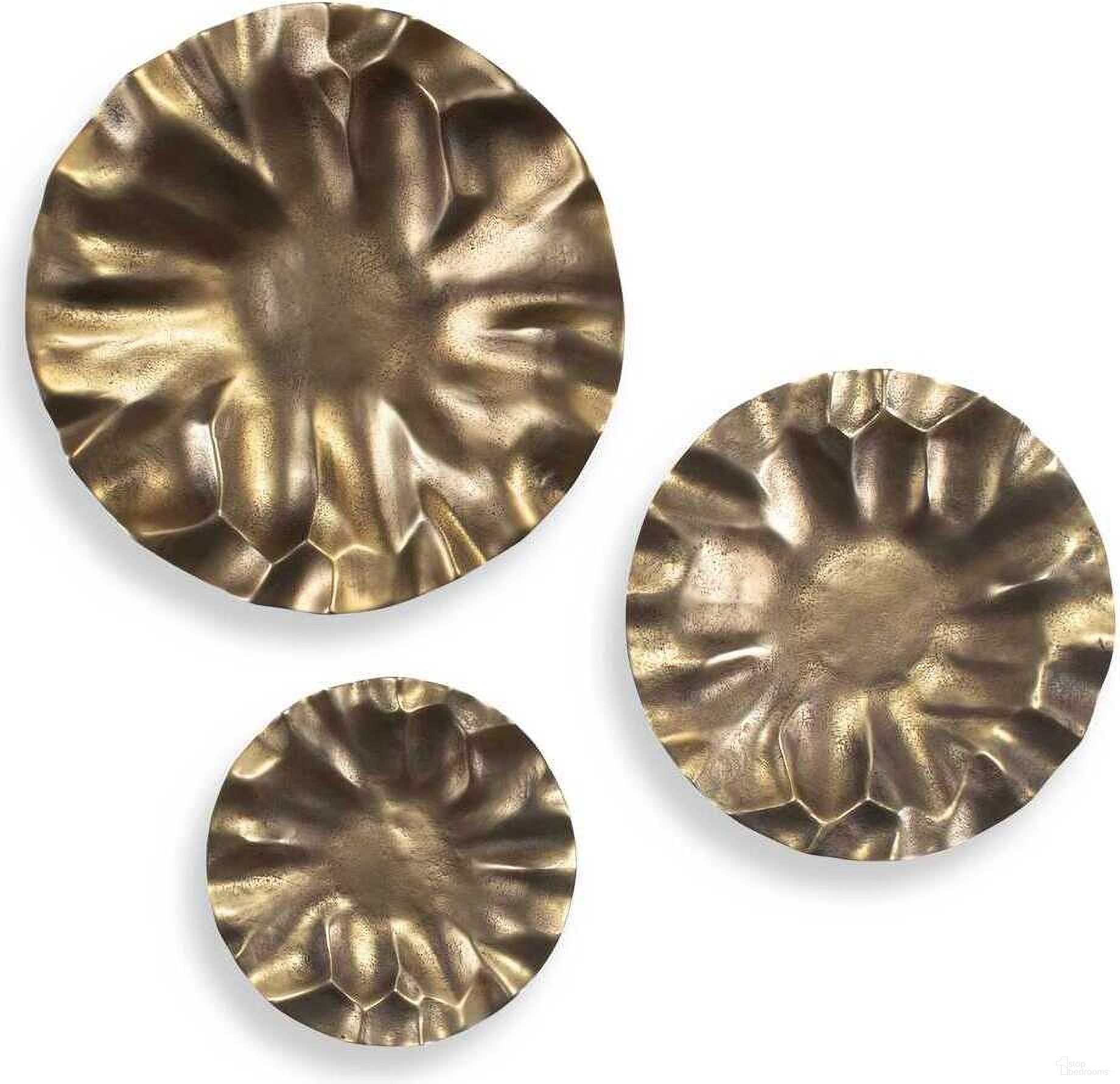 The appearance of Peonia Outdoor Wall Art Set of 3 In Gold designed by Uttermost in the modern / contemporary interior design. This gold piece of furniture was selected by 1StopBedrooms from Peonia Collection to add a touch of cosiness and style into your home. Sku: 04391. Material: Aluminium.