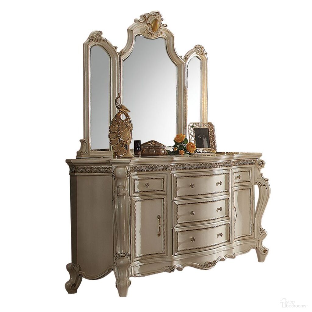 The appearance of Picardy Mirror In Antique Pearl designed by ACME in the rustic / southwestern interior design. This antique pearl piece of furniture was selected by 1StopBedrooms from Picardy Collection to add a touch of cosiness and style into your home. Sku: 26904. Material: Wood.