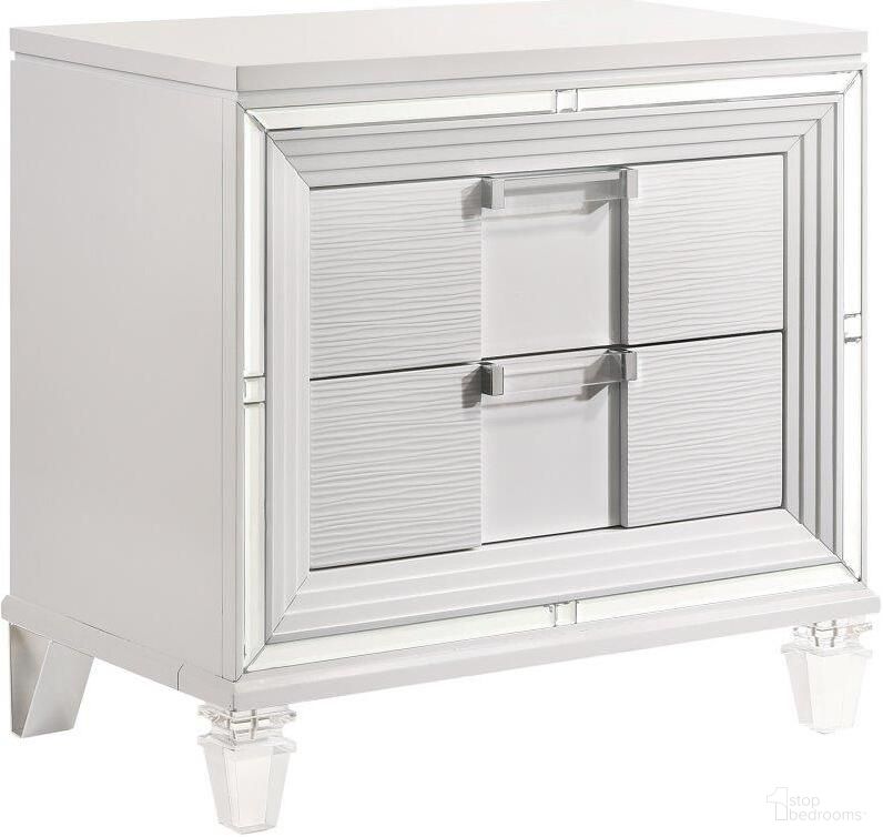 The appearance of Picket House Furnishings Charlotte 2 Drawer Nightstand with USB in White designed by Picket House in the transitional interior design. This white piece of furniture was selected by 1StopBedrooms from Charlotte Collection to add a touch of cosiness and style into your home. Sku: TN700NS. Material: Rubberwood.