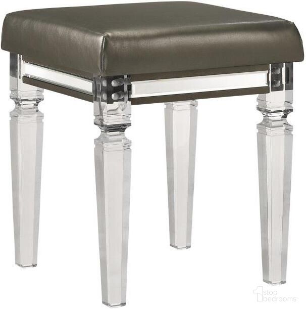 The appearance of Picket House Furnishings Charlotte Vanity Stool with Acrylic Leg In Copper designed by Picket House in the transitional interior design. This copper piece of furniture was selected by 1StopBedrooms from Charlotte Collection to add a touch of cosiness and style into your home. Sku: TN600VTNSTAL. Material: Wood.