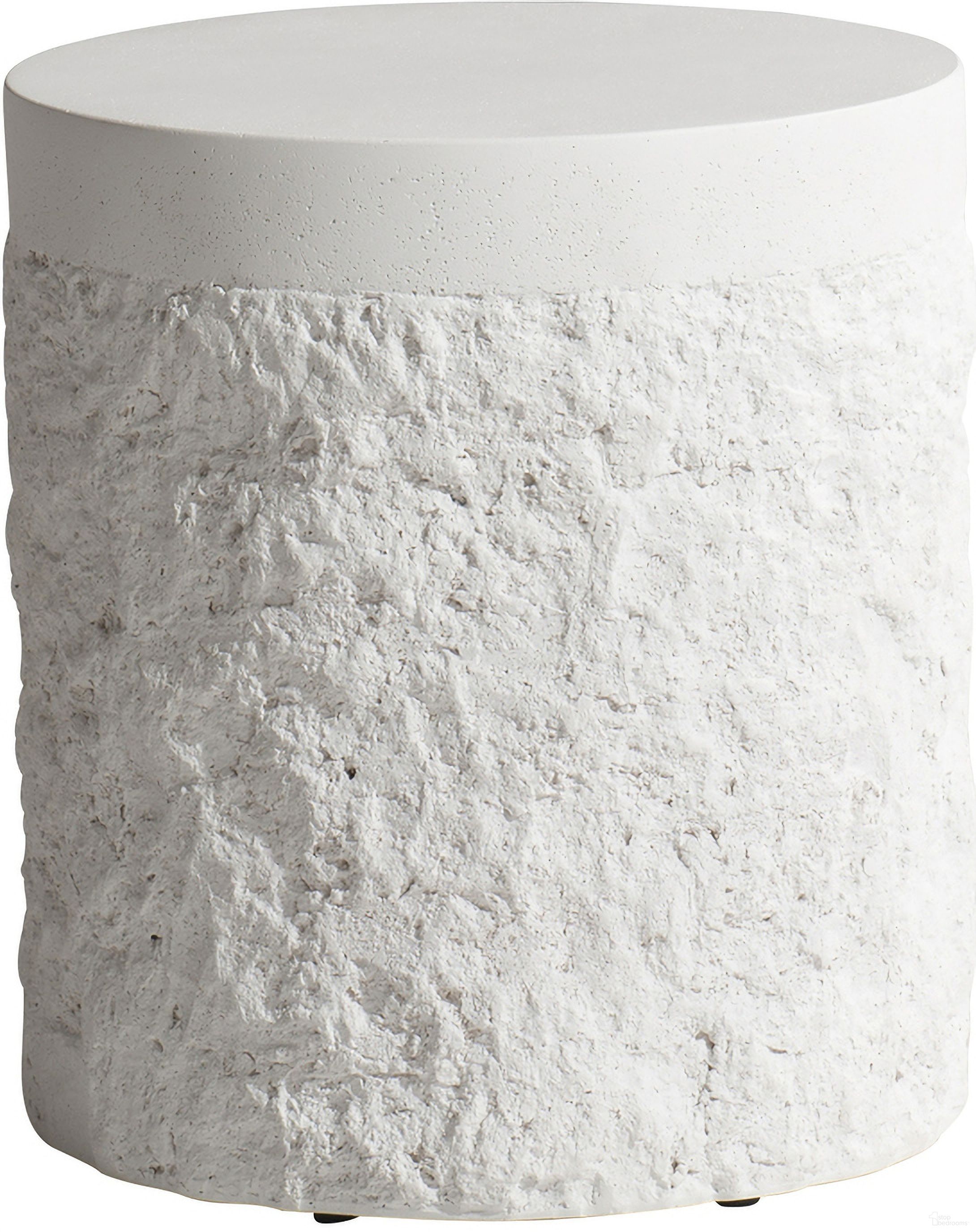 The appearance of Pismo Outdoor Accent Table designed by Bernhardt in the modern / contemporary interior design. This white piece of furniture was selected by 1StopBedrooms from Pismo Collection to add a touch of cosiness and style into your home. Sku: X05114. Table Top Shape: Round. Material: Stonecast.