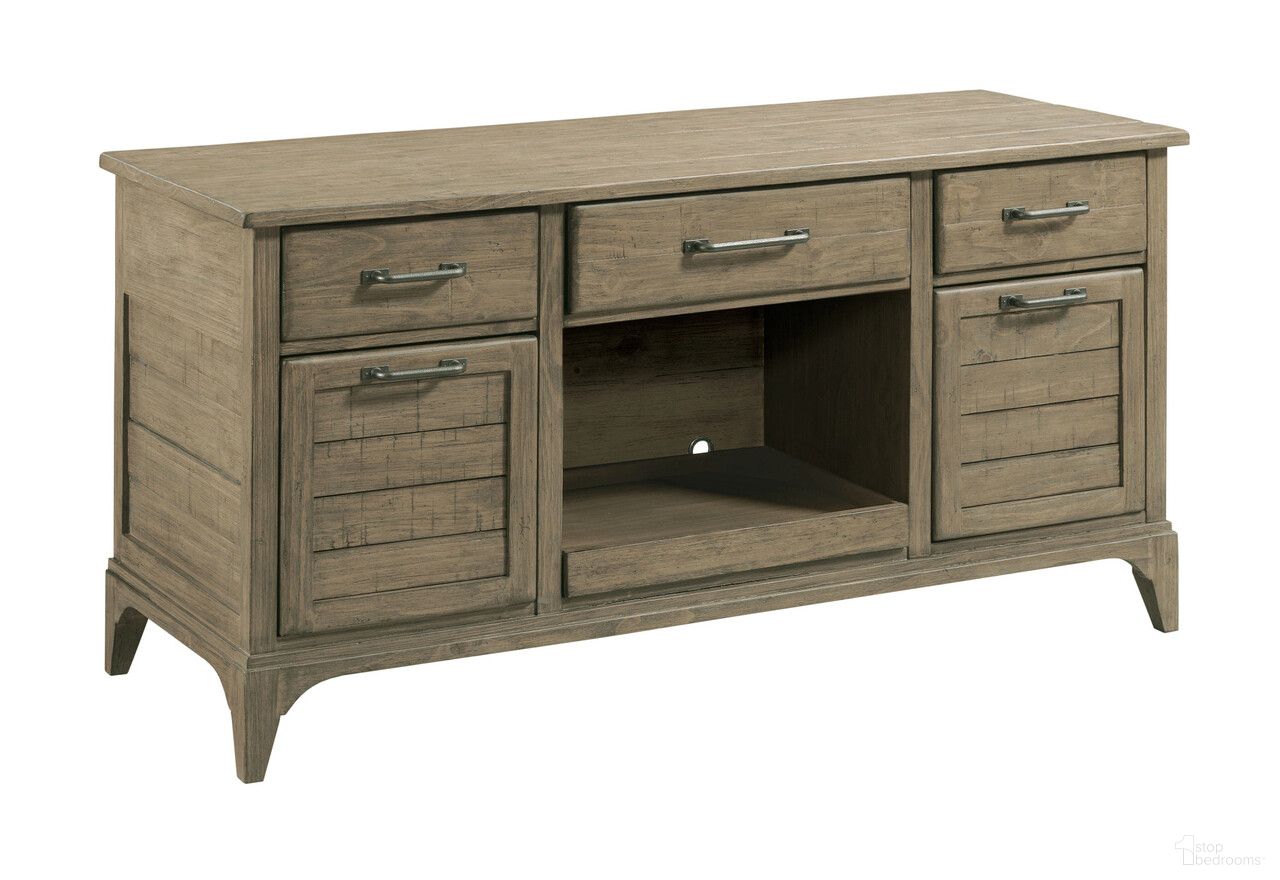 The appearance of Plank Road Farmstead Credenza In Stone designed by Kincaid in the interior design. This stone piece of furniture was selected by 1StopBedrooms from Plank Road Collection to add a touch of cosiness and style into your home. Sku: 706-944S. Material: Solid Wood.
