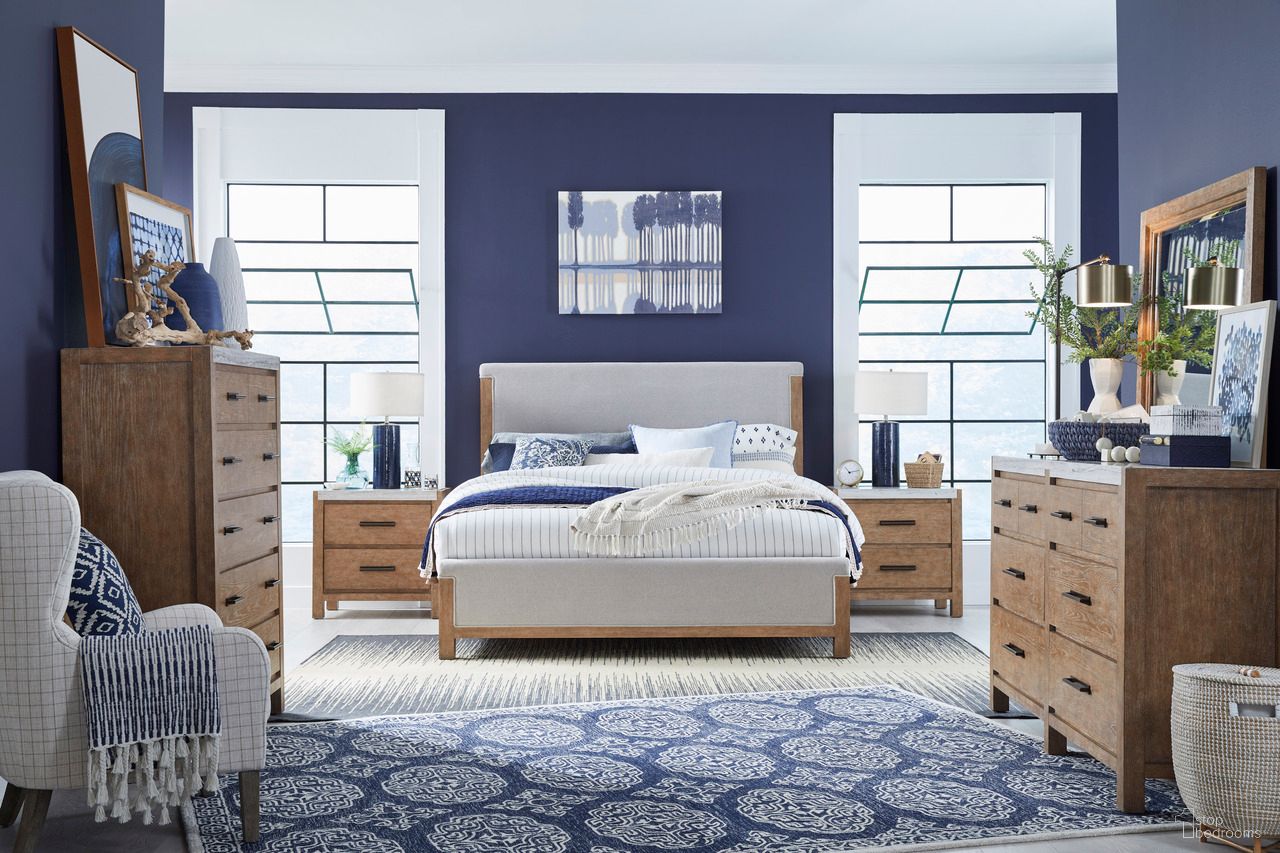 Plum Creek Upholstered Panel Bedroom Set In Sierra Brown