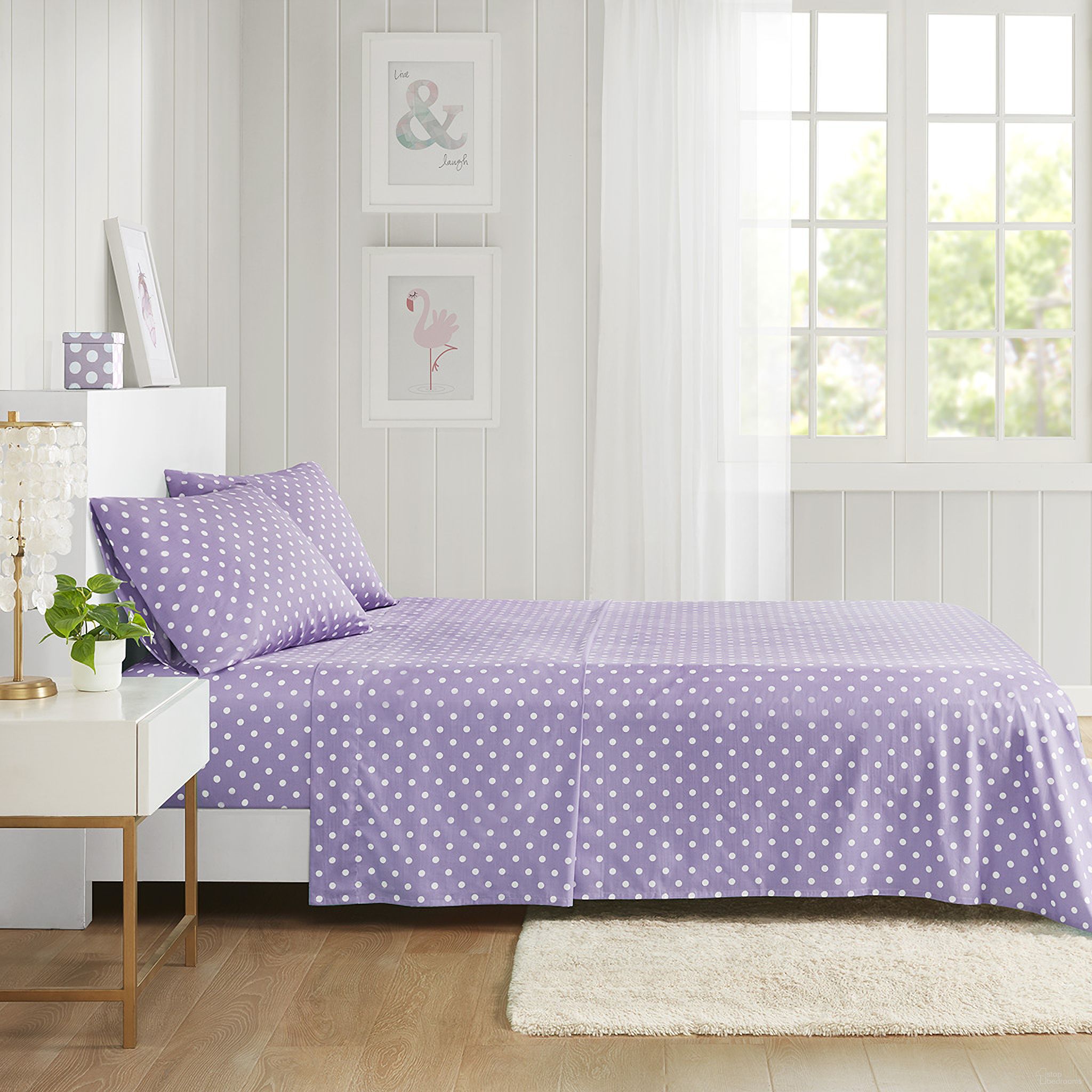 The appearance of Polka Cotton Percale Kids Full Sheet Set In Purple designed by Olliix in the transitional interior design. This purple piece of furniture was selected by 1StopBedrooms from Polka Dot Collection to add a touch of cosiness and style into your home. Sku: MZ20-419. Bed Size: Full. Material: Cotton.