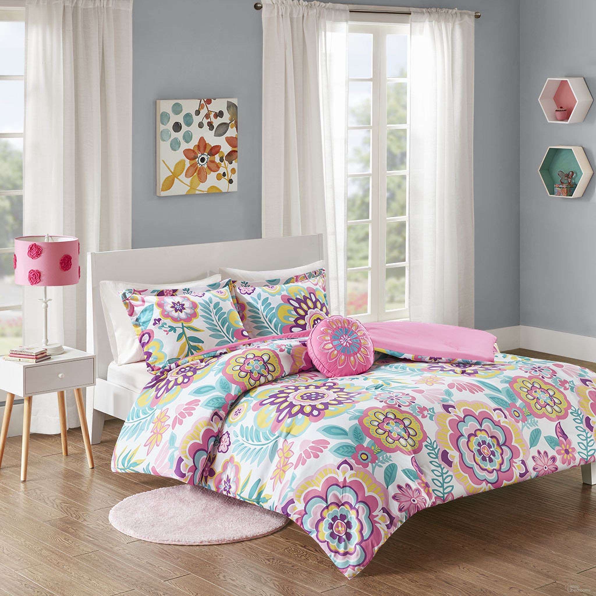 The appearance of Camille Floral 4 Piece Comforter Set In Pink designed by Olliix in the transitional interior design. This pink piece of furniture was selected by 1StopBedrooms from Camille Collection to add a touch of cosiness and style into your home. Sku: MZ10-0561. Material: Polyester. Bed Size: Full.
