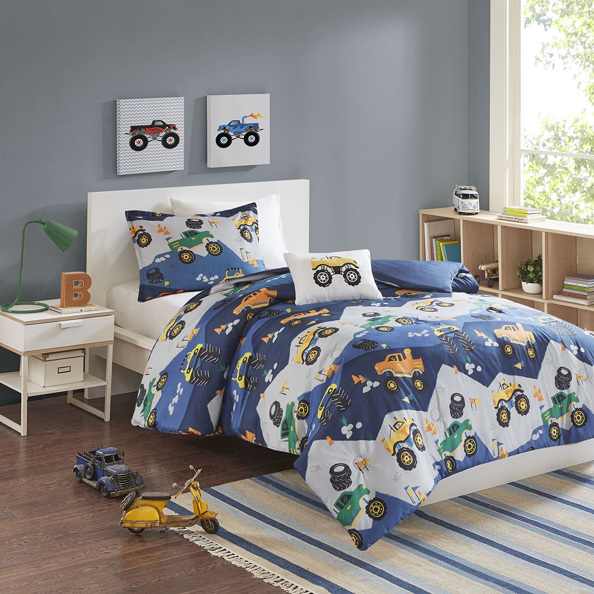 The appearance of Polyester Brushed Printed 3 Piece Twin Comforter Set In Blue designed by Olliix in the transitional interior design. This blue piece of furniture was selected by 1StopBedrooms from Nash Collection to add a touch of cosiness and style into your home. Sku: MZK10-164. Material: Polyester. Bed Size: Twin.