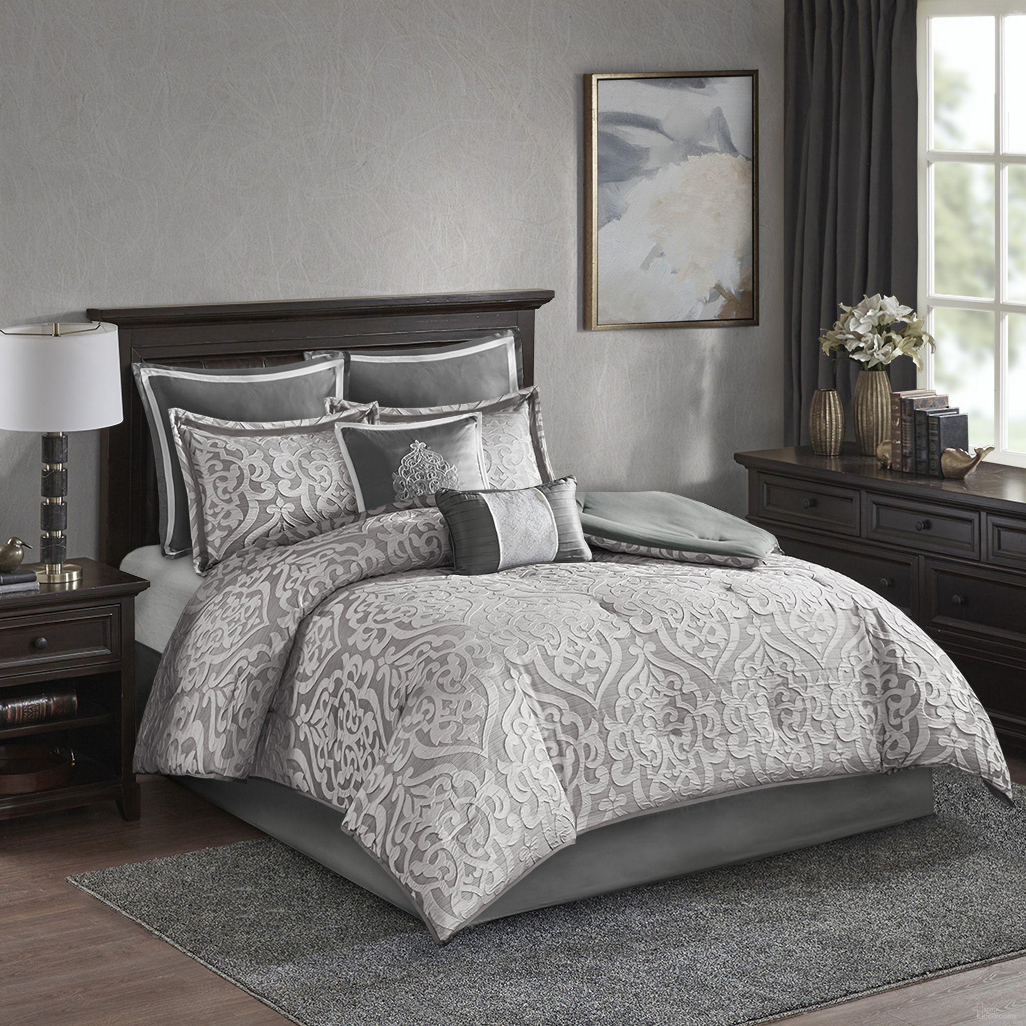 The appearance of Polyester Jacquard 8 Piece Queen Comforter Set In Silver designed by Olliix in the traditional interior design. This silver piece of furniture was selected by 1StopBedrooms from Odette Collection to add a touch of cosiness and style into your home. Sku: MP10-5885. Material: Polyester. Bed Size: Queen.