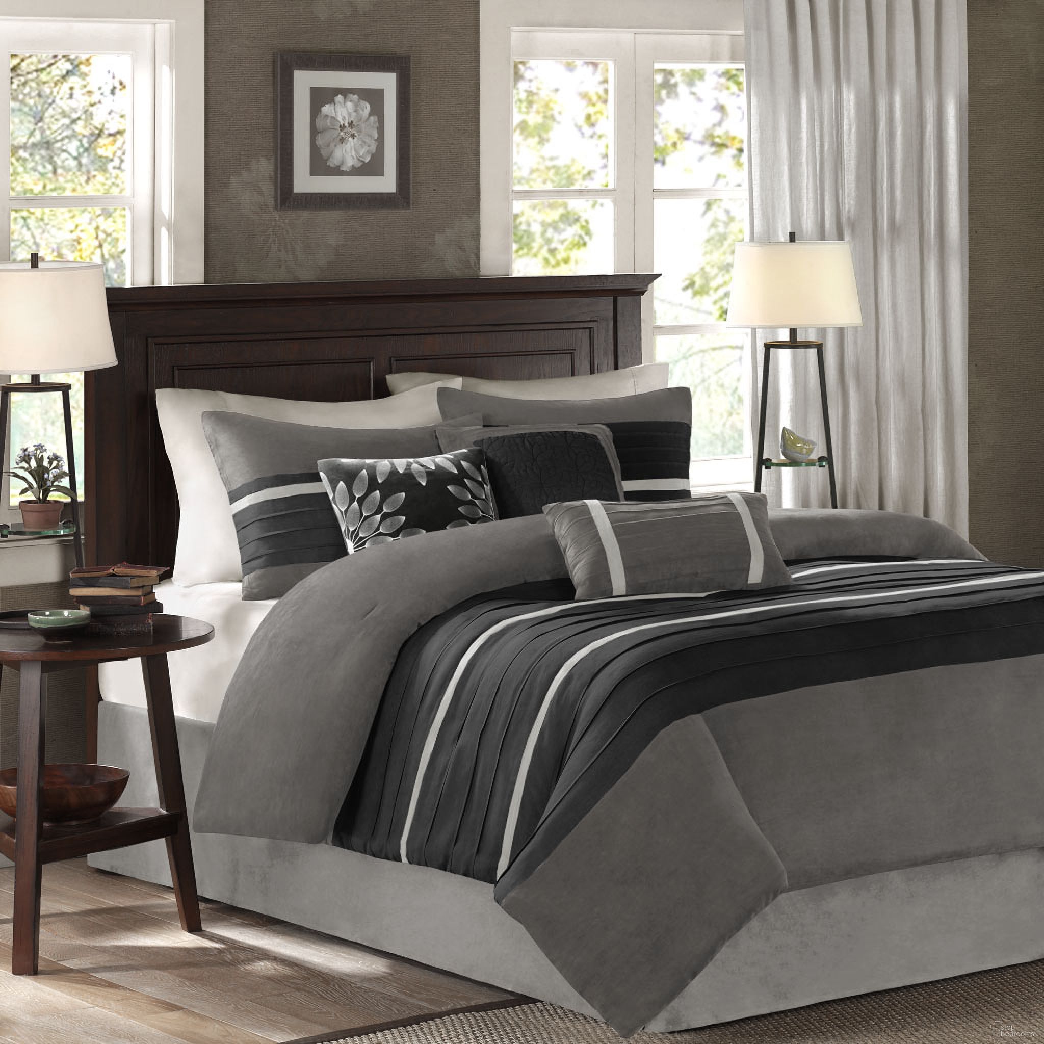 Polyester Micro Suede 7 Piece King Comforter Set In Black