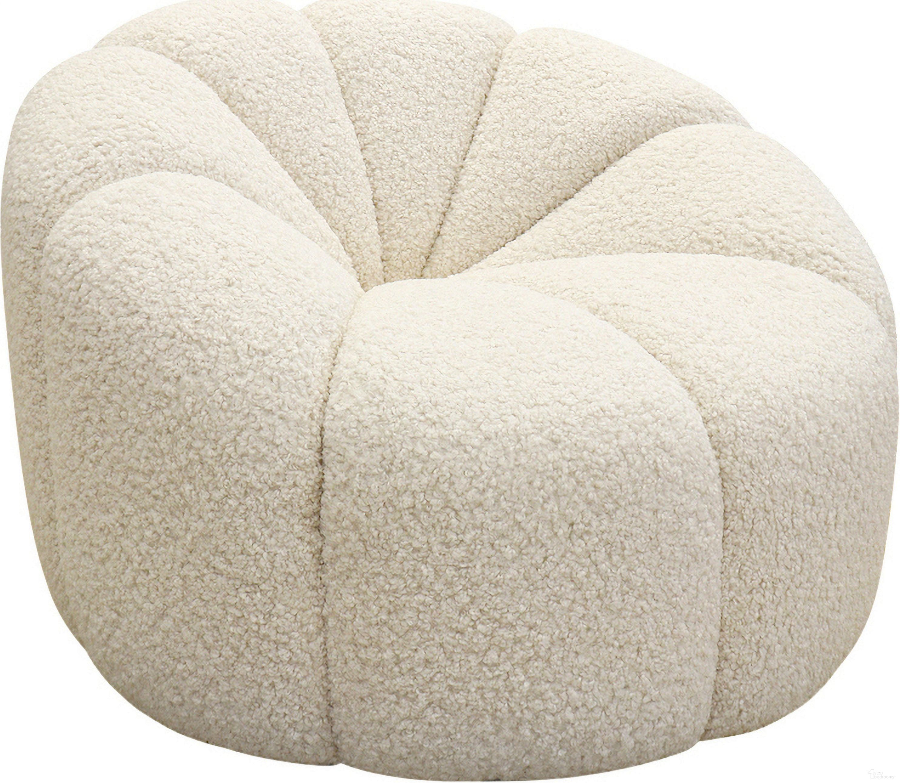 The appearance of Pompeii Upholstered Swivel Base Lounge Chair In Cream designed by Pasargad Home in the modern / contemporary interior design. This cream piece of furniture was selected by 1StopBedrooms from Noho Collection to add a touch of cosiness and style into your home. Sku: PZW-20094. Material: Polyester.