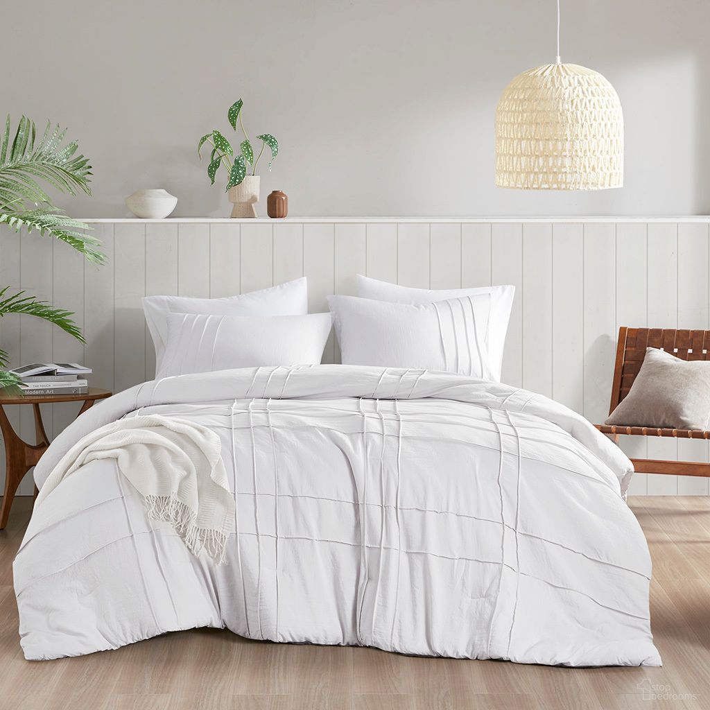 The appearance of Porter Soft Washed Pleated Comforter Set In White designed by Olliix in the modern / contemporary interior design. This white piece of furniture was selected by 1StopBedrooms from Porter Collection to add a touch of cosiness and style into your home. Sku: AM10-0007. Material: Polyester. Bed Size: Twin.