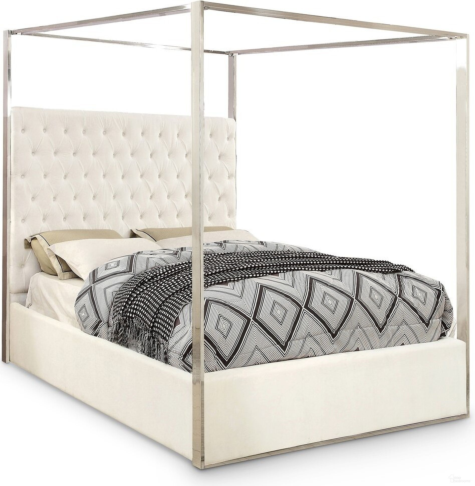 The appearance of Porter Velvet Queen Bed In White designed by Meridian in the modern / contemporary interior design. This white piece of furniture was selected by 1StopBedrooms from Porter Collection to add a touch of cosiness and style into your home. Sku: PorterWhite-Q Box 1/2 (HB/Slats);PorterWhite-Q Box 2/2 (FB/Rails/Metal Bar/Hardware/Legs/9 Vertical Rods). Bed Type: Canopy Bed. Bed Size: Queen. Material: Velvet.