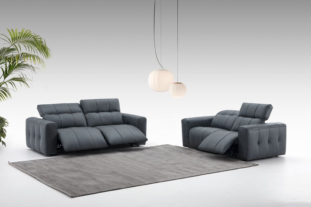 The appearance of Prescott Living Room Set In Dark Grey designed by J&M in the modern / contemporary interior design. This dark grey piece of furniture was selected by 1StopBedrooms from Prescott Collection to add a touch of cosiness and style into your home. Sku: 15788-S;15788-L. Material: Top Grain Leather.