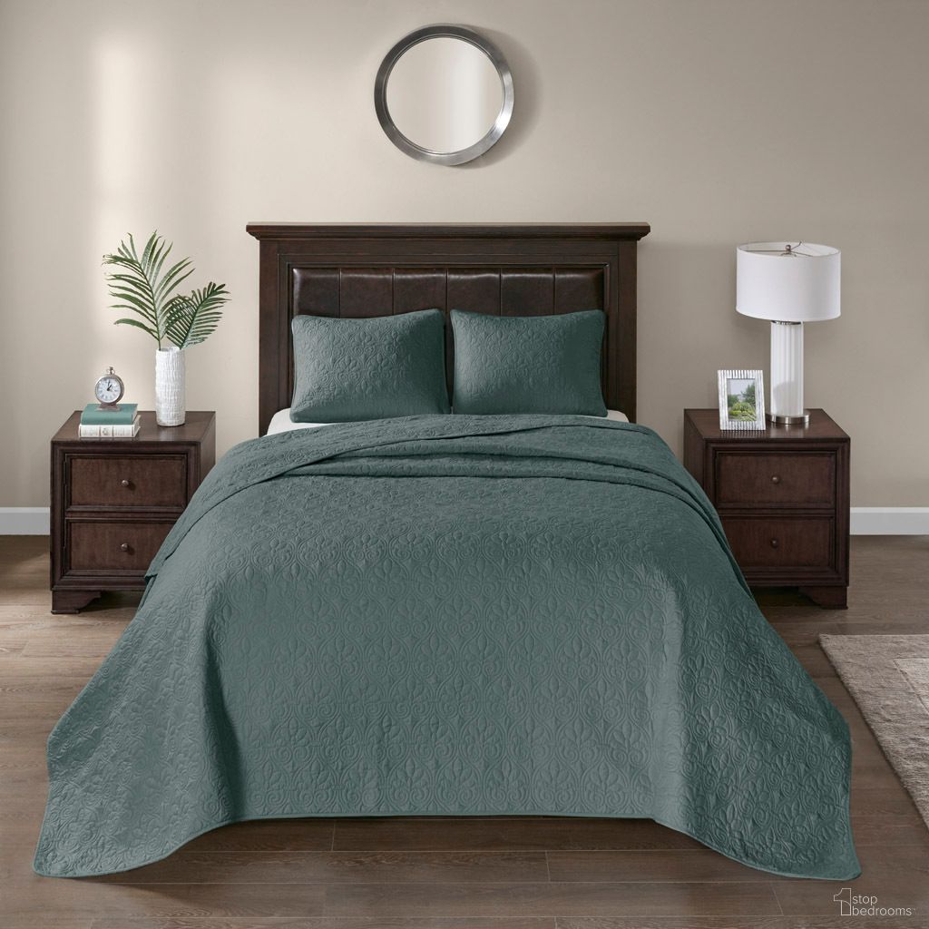 The appearance of Quebec 3 Piece Reversible Bedspread Set In Balsam Green designed by Olliix in the traditional interior design. This balsam green piece of furniture was selected by 1StopBedrooms from Quebec Collection to add a touch of cosiness and style into your home. Sku: MP13-8481. Bed Size: King. Material: Cotton.
