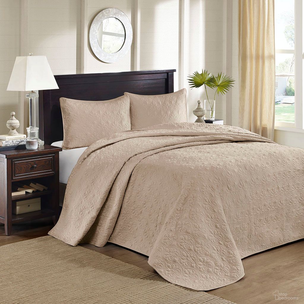 The appearance of Quebec Polyester Microfiber 3 Piece Queen Bedspread Set In Khaki designed by Olliix in the transitional interior design. This khaki piece of furniture was selected by 1StopBedrooms from Quebec Collection to add a touch of cosiness and style into your home. Sku: MP13-1565. Bed Size: Queen. Material: Cotton.