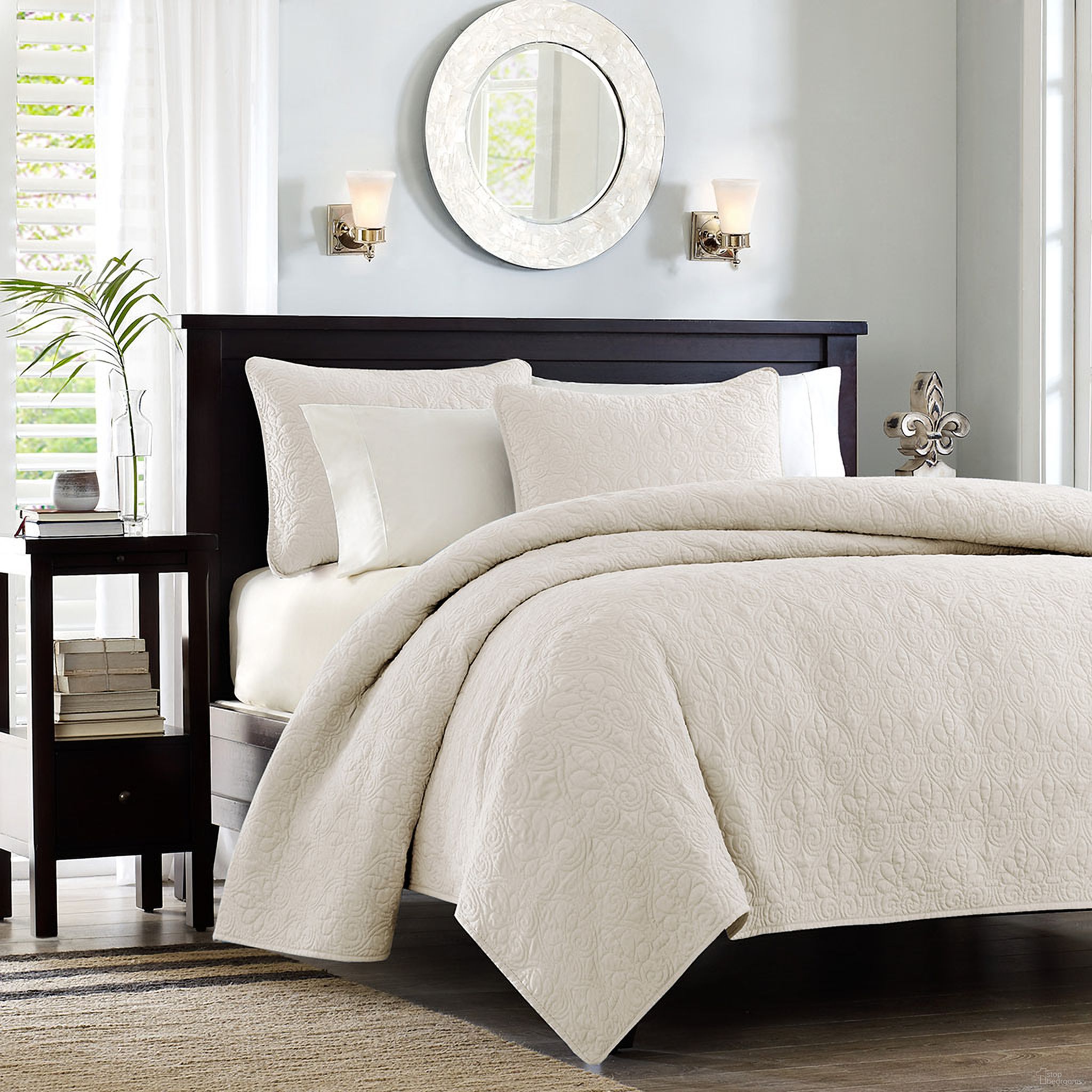 The appearance of Quebec Polyester Microfiber Quilted 3 Piece King Coverlet Mini Set In Cream designed by Olliix in the transitional interior design. This cream piece of furniture was selected by 1StopBedrooms from Quebec Collection to add a touch of cosiness and style into your home. Sku: MP13-150. Bed Size: King. Material: Cotton.
