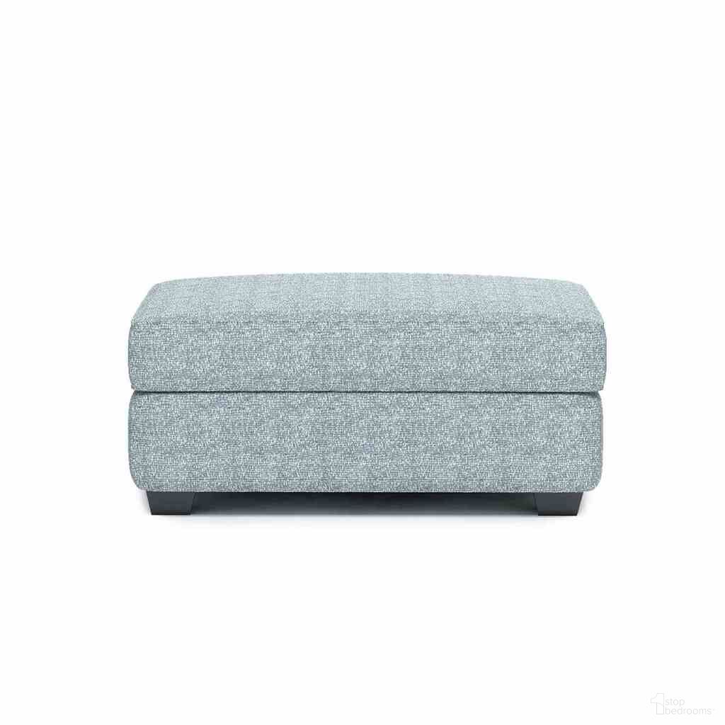 The appearance of Queensbury Ottoman In Teal designed by Furniture of America in the transitional interior design. This teal piece of furniture was selected by 1StopBedrooms from Queensbury Collection to add a touch of cosiness and style into your home. Sku: FM61113TL-OT-PT. Material: Fabric.