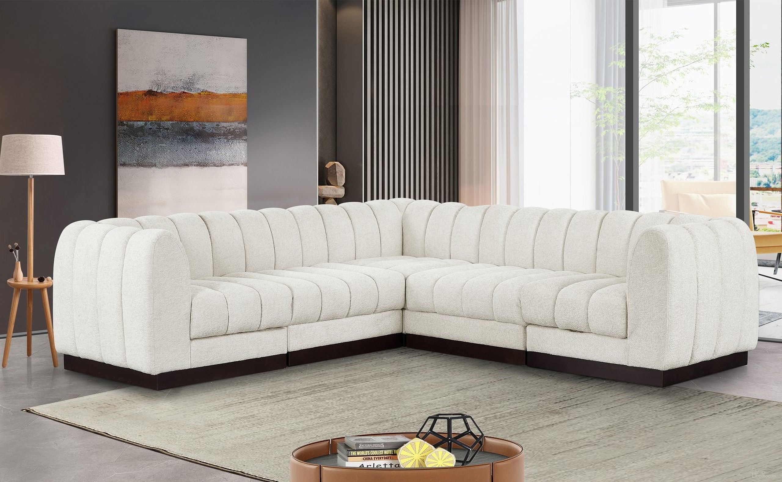 Quinn Chenille Fabric 5 Piece Modular Sectional In Cream