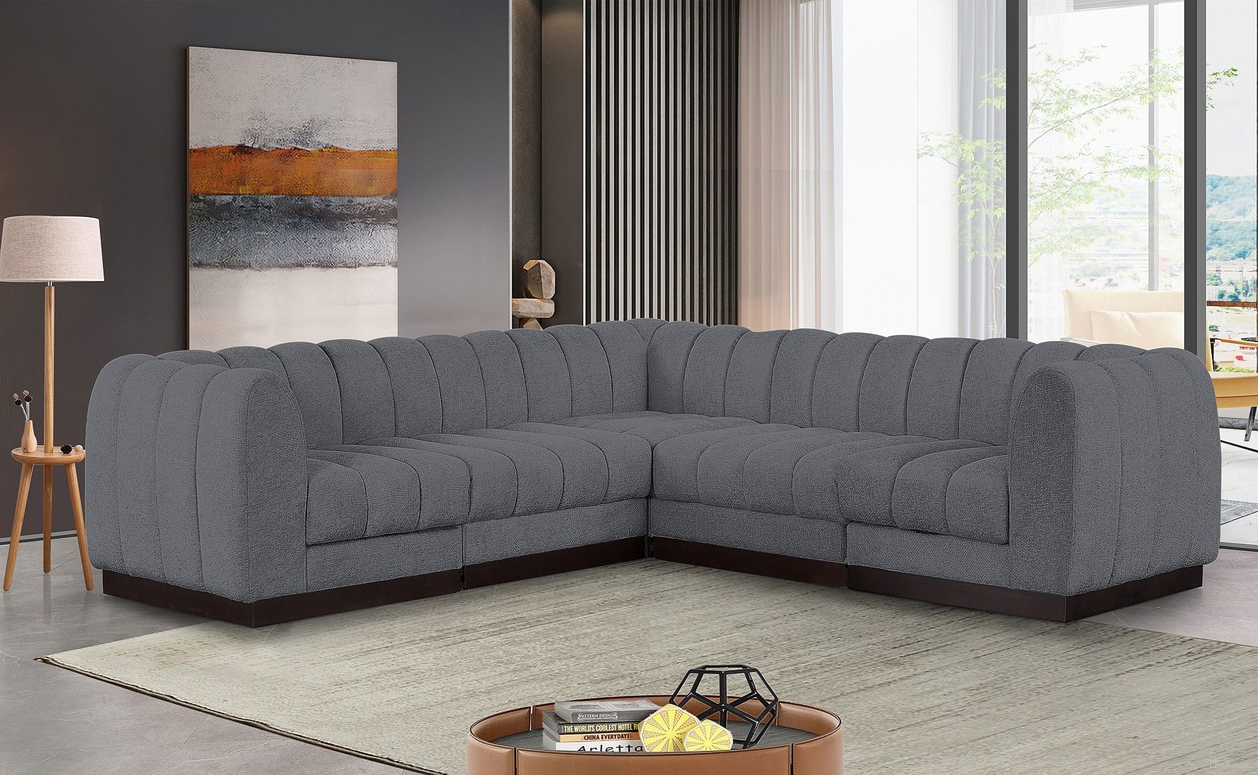 Quinn Chenille Fabric 5 Piece Modular Sectional In Grey