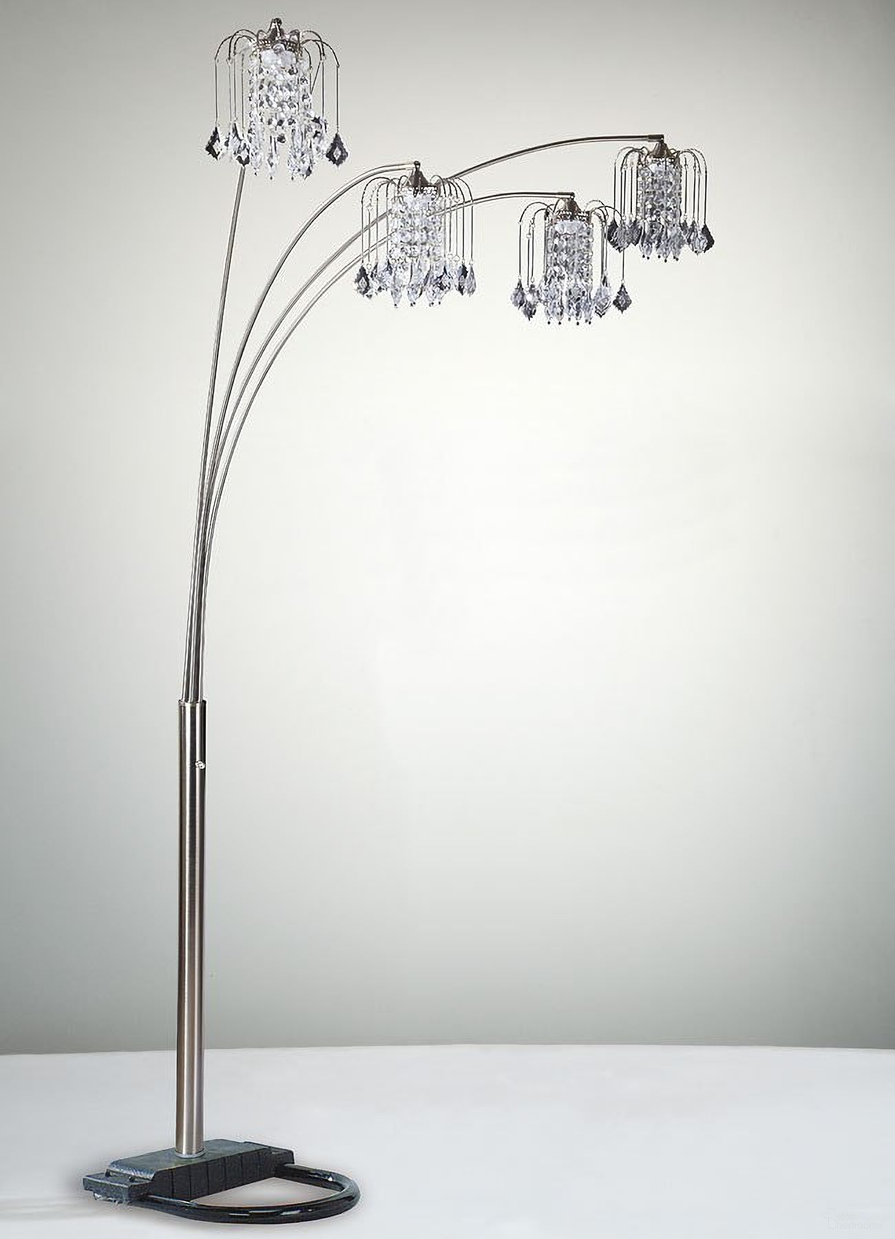 The appearance of Rain Drop Arc Lamp (Pewter) designed by Crown Mark in the transitional interior design. This pewter piece of furniture was selected by 1StopBedrooms from Rain Collection to add a touch of cosiness and style into your home. Sku: 4893PEW. Material: Metal.