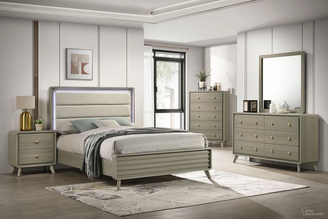 Rainier Queen Bed In Gray