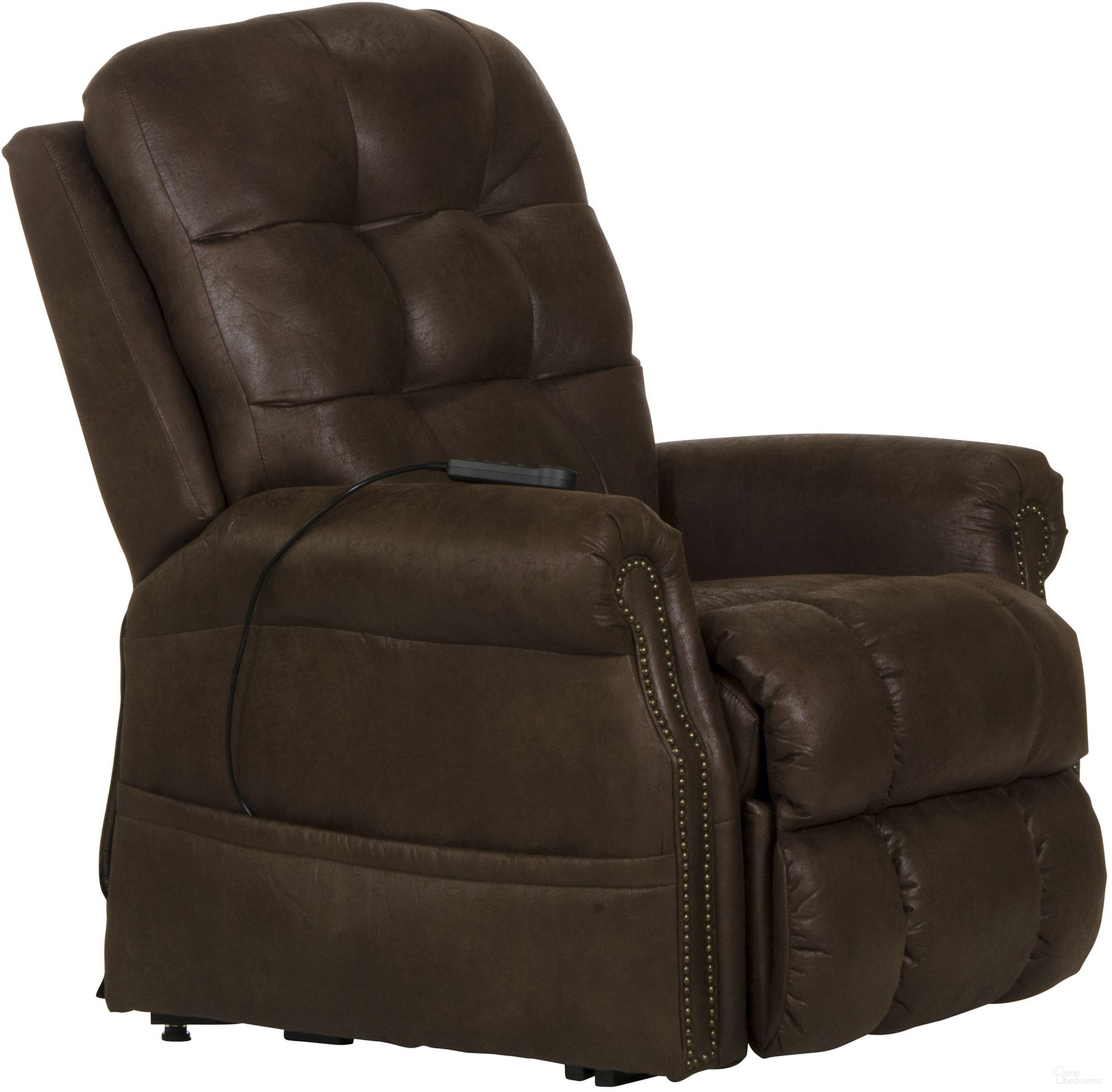 The appearance of Ramsey Power Lift Lay Flat Recliner In Sable designed by Catnapper in the traditional interior design. This sable piece of furniture was selected by 1StopBedrooms from Ramsey Collection to add a touch of cosiness and style into your home. Sku: 4857122709302709. Material: Fabric.