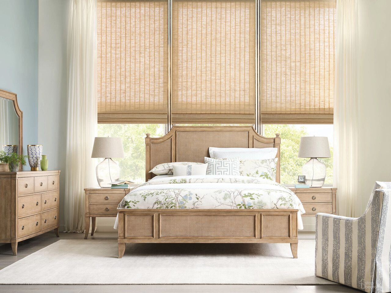Randall Panel Bedroom Set In Caramel