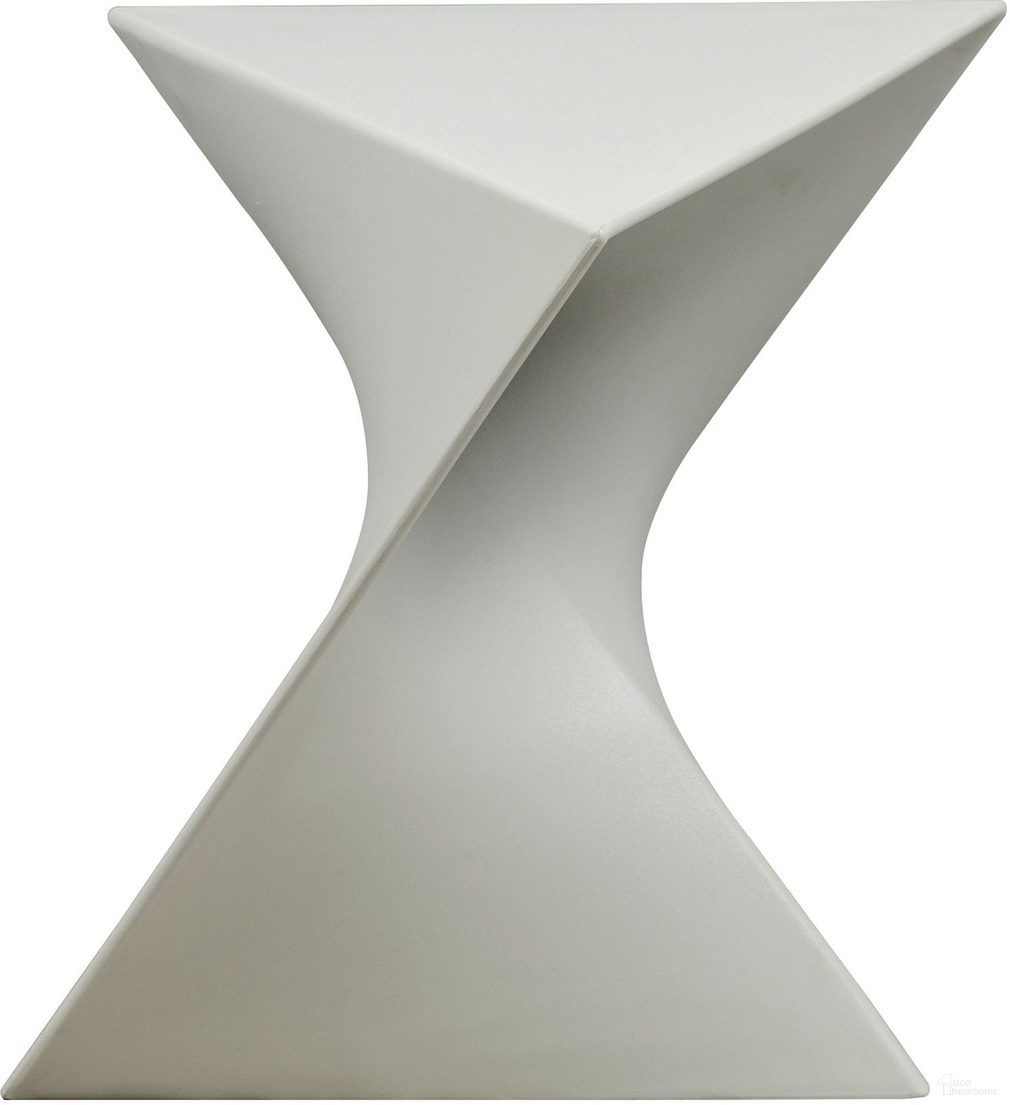 The appearance of Randolph Modern Side Table Set of 4 In White designed by LeisureMod in the modern / contemporary interior design. This white piece of furniture  was selected by 1StopBedrooms from Randolph Collection to add a touch of cosiness and style into your home. Sku: RS17W4. Material: Plastic.