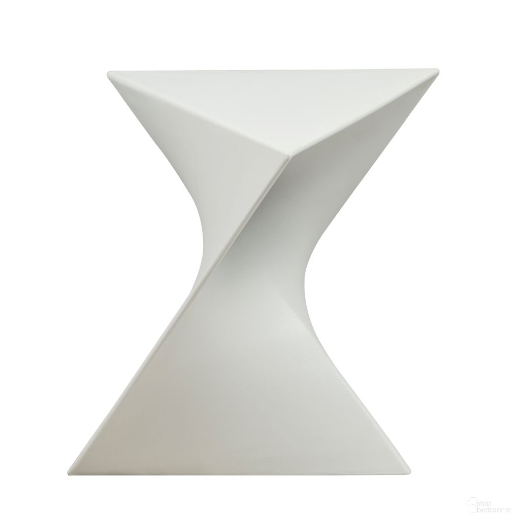 The appearance of Randolph Modern Side Table Set of 2 In White designed by LeisureMod in the modern / contemporary interior design. This white piece of furniture  was selected by 1StopBedrooms from Randolph Collection to add a touch of cosiness and style into your home. Sku: RS17W2. Material: Plastic.
