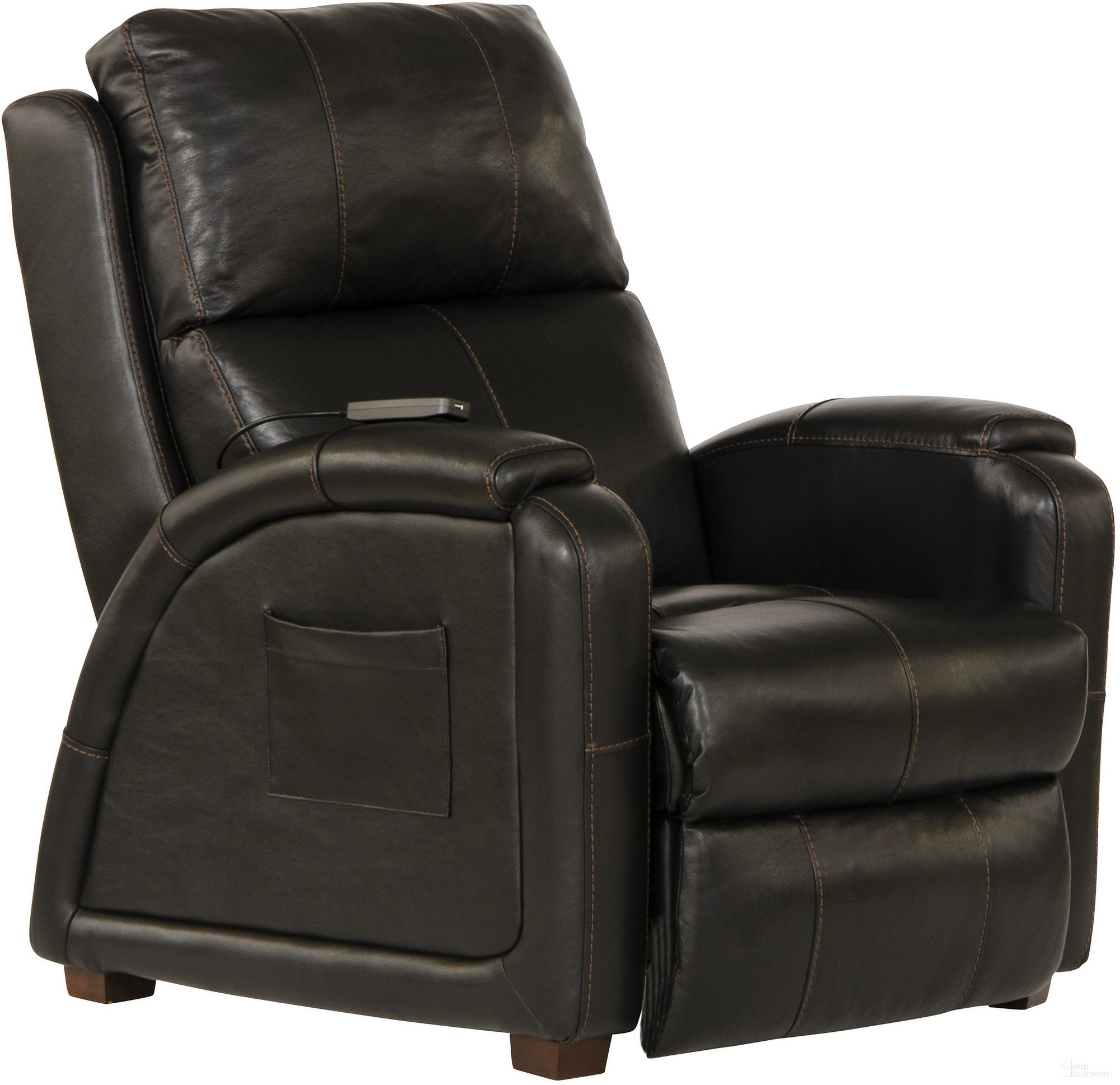 The appearance of Reliever Leather Power Lay Flat Recliner with Power Adjustable Headrest In Black designed by Catnapper in the traditional interior design. This black piece of furniture was selected by 1StopBedrooms from Reliever Collection to add a touch of cosiness and style into your home. Sku: 7647957127388307388. Material: Leather.