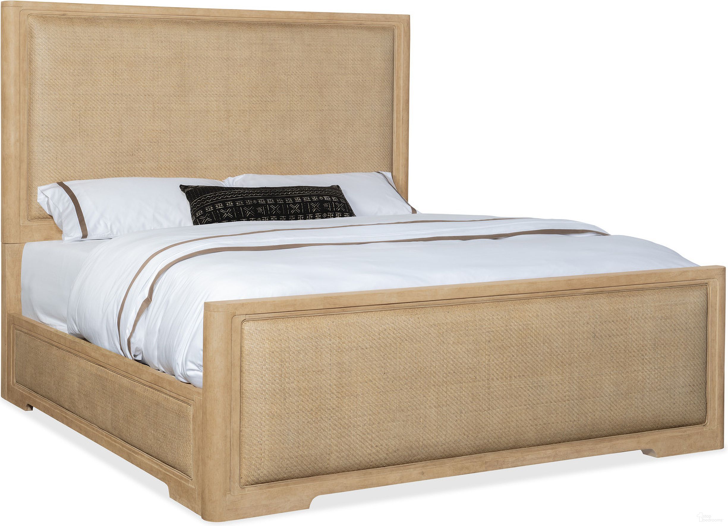 Retreat Queen Cane Panel Bed In Light Wood
