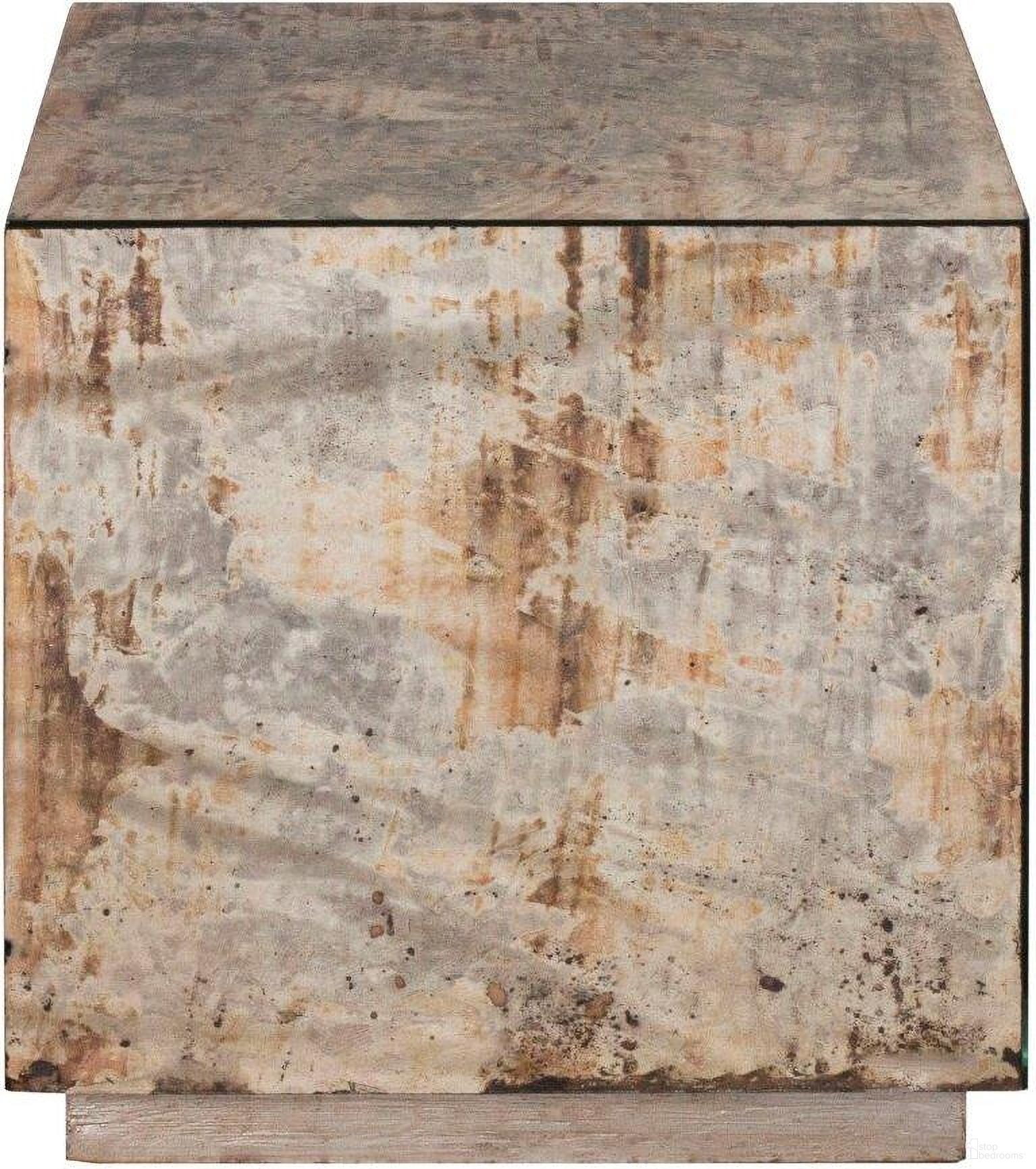 The appearance of Reverse Antique Mirror Cocktail Cube W. Silver Leaf Base designed by Worlds Away in the traditional interior design. This silver piece of furniture  was selected by 1StopBedrooms from  to add a touch of cosiness and style into your home. Sku: CUBO S. Material: MDF.