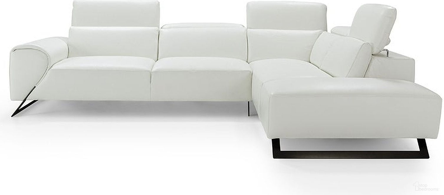 The appearance of Ricci White Chic Leather RAF Sectional designed by Bellini Modern Living in the modern / contemporary interior design. This white piece of furniture  was selected by 1StopBedrooms from Ricci Collection to add a touch of cosiness and style into your home. Sku: Ricci RHF WHT. Material: Leather. Layout: L-Shape. Orientation: RAF.